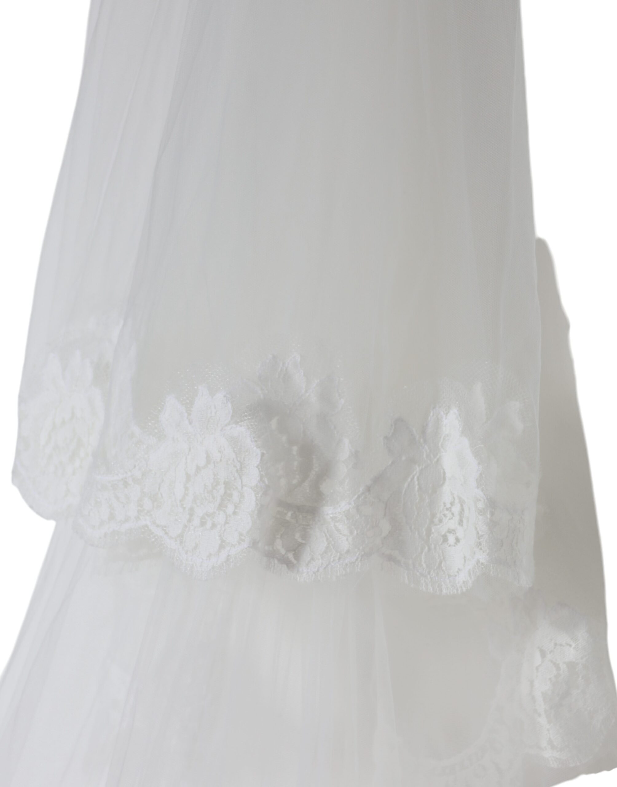 Dolce & Gabbana – Weißer Brautschleier aus floraler Spitze und Nylon in Bodenlänge
