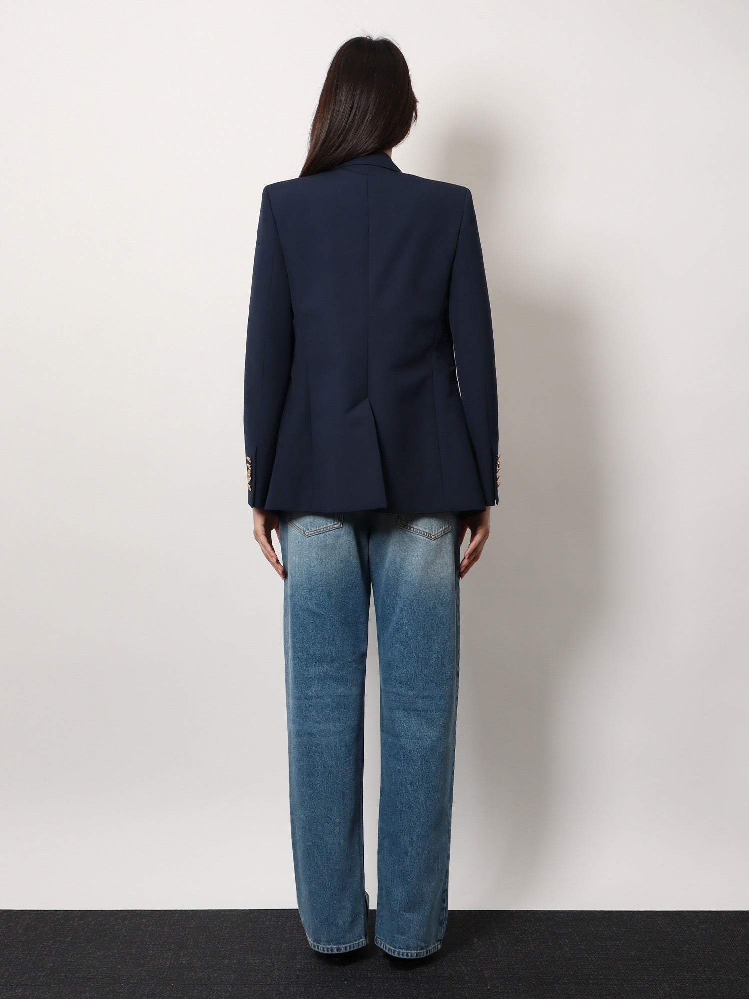 Gucci Cotton blazer with iconic gucci crest buttons