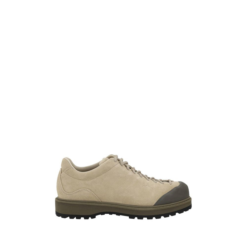 Stylish men's casual shoes in beige suede with sturdy rubber soles for everyday comfort