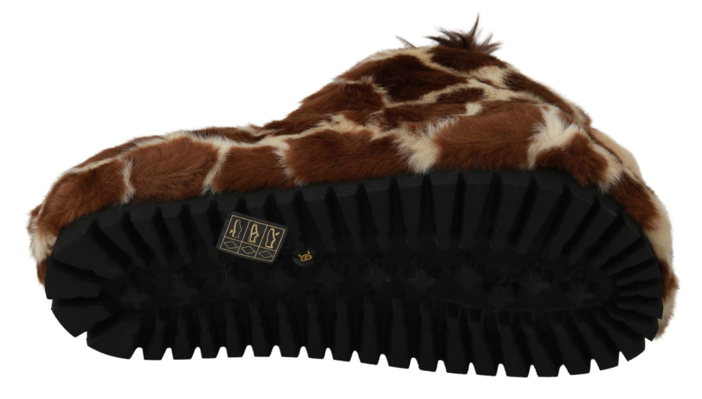 Dolce &amp; Gabbana – Elegante Pantoletten mit Giraffenmuster für anspruchsvollen Komfort