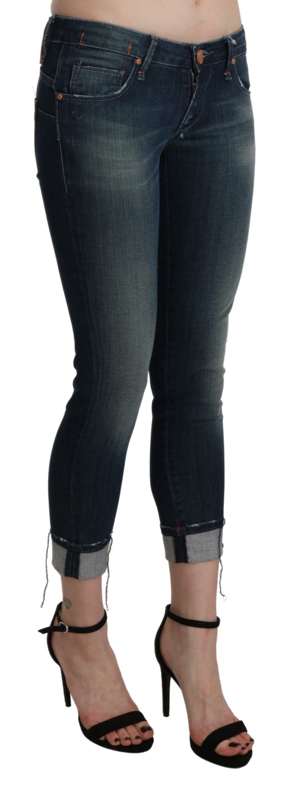 Acht Chic – Blau verwaschene Skinny-Crop-Jeans
