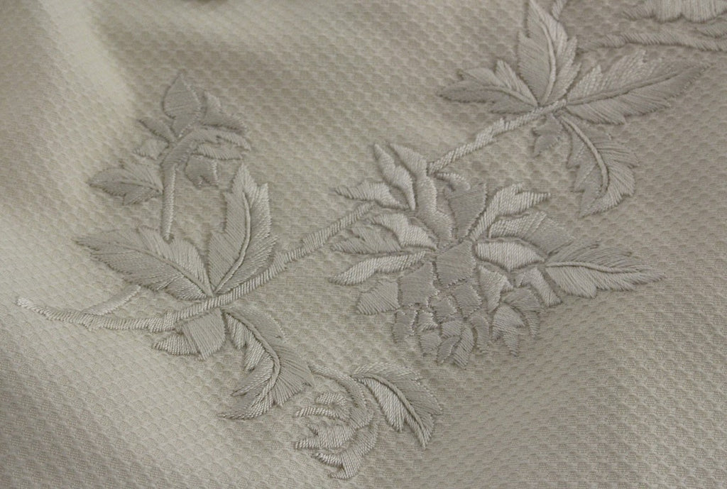 Andrea Incontri Eleganter weißer Bleistiftrock mit Blumenmuster