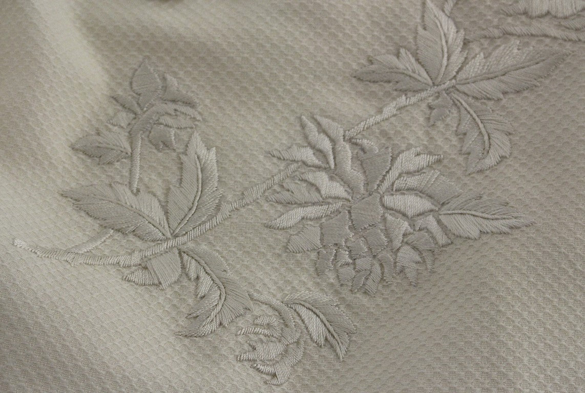 Andrea Incontri Eleganter weißer Bleistiftrock mit Blumenmuster