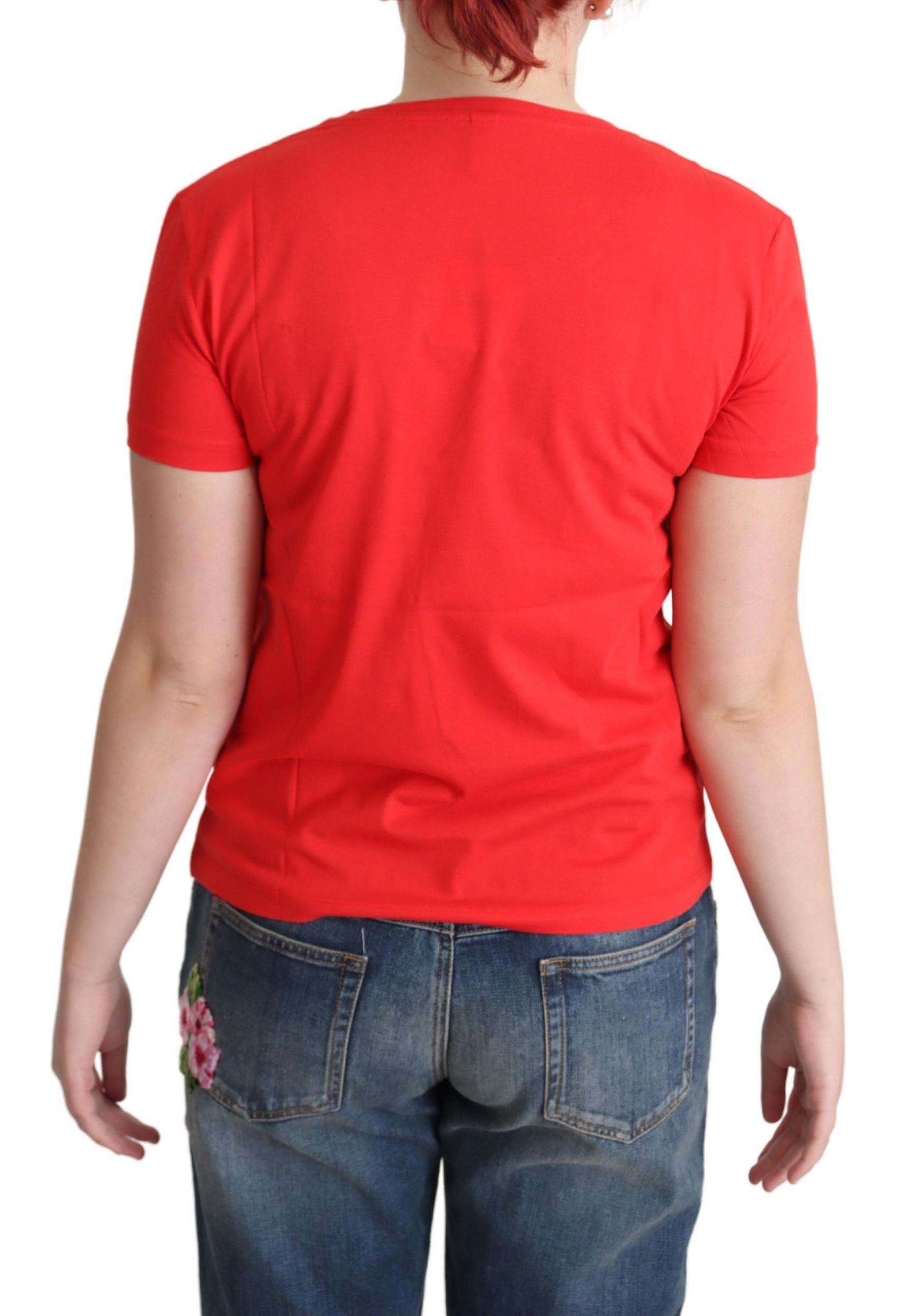Rotes Baumwoll-T-Shirt mit charakteristischem Moschino Chic-Print