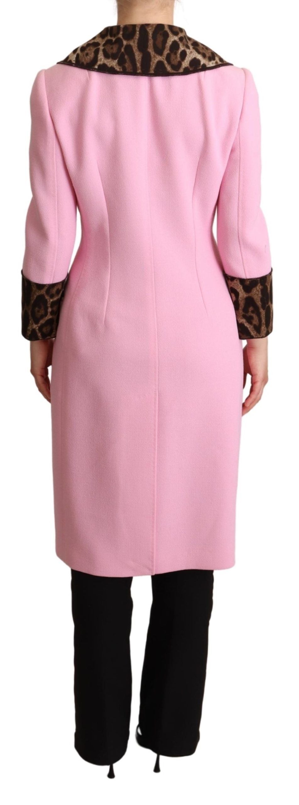 Dolce &amp; Gabbana – Schicker Trenchcoat in Rosa mit Leopardenmuster und Kristallknöpfen