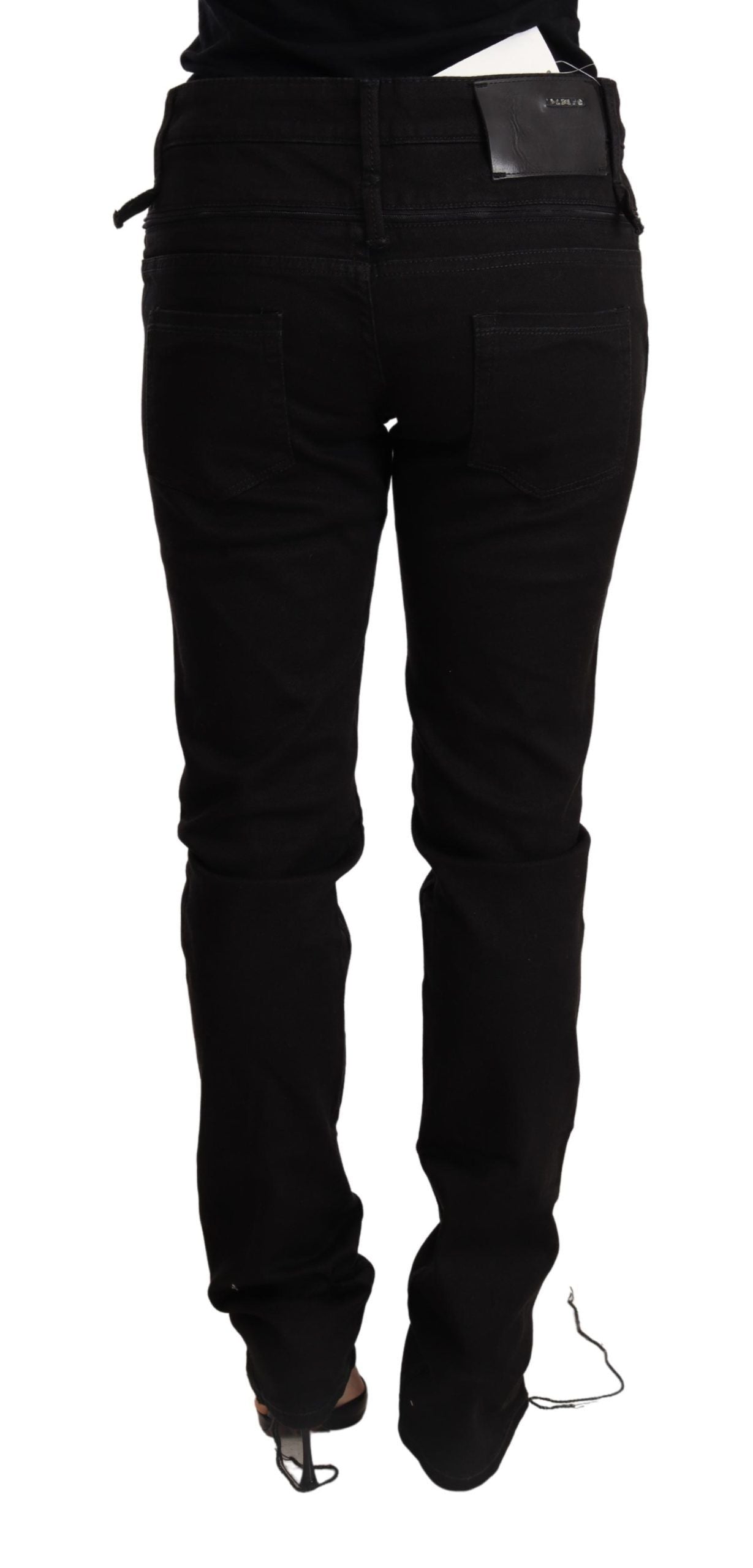 Acht Chic Skinny Jeans mit niedriger Taille in Schwarz
