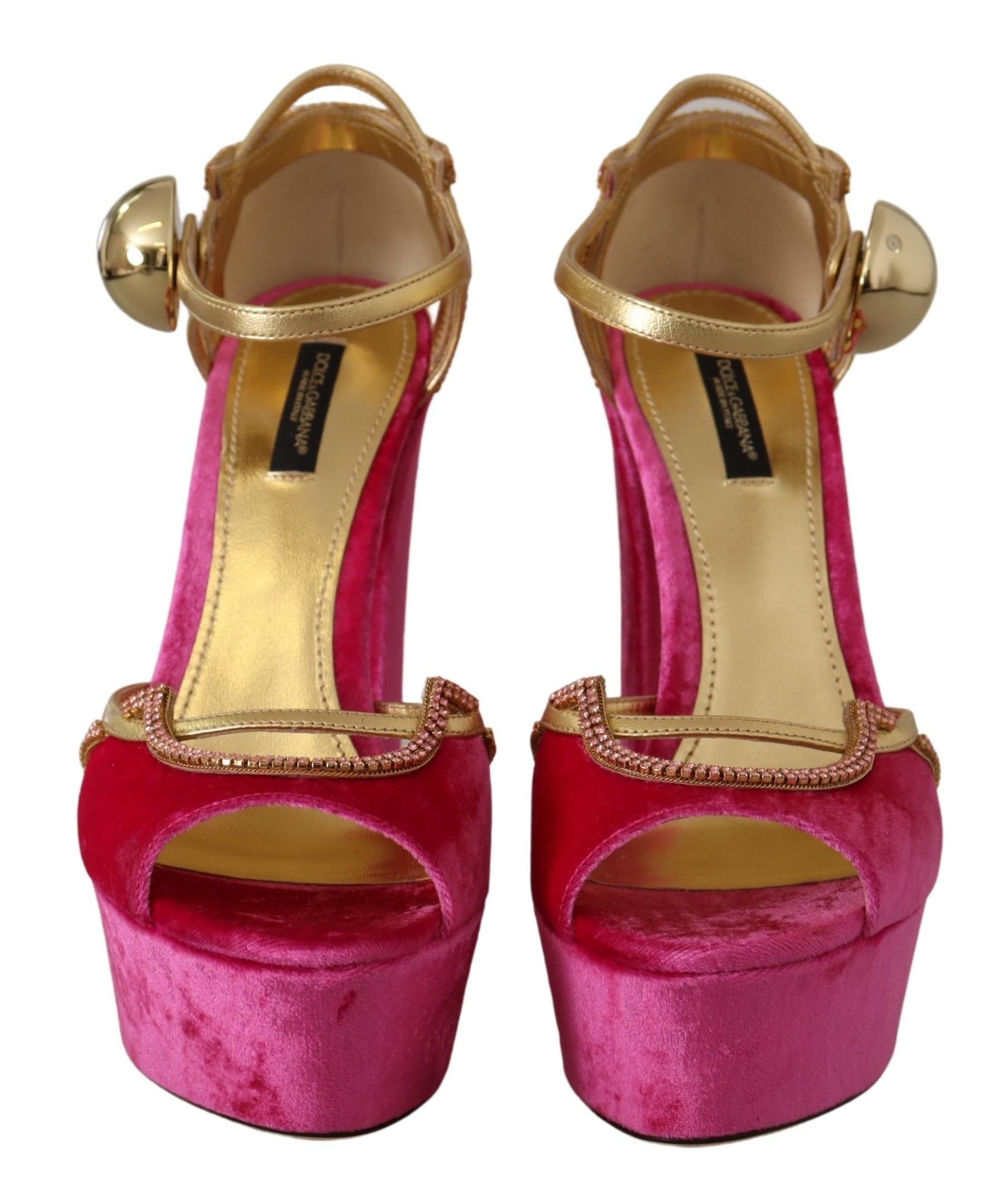 Dolce &amp; Gabbana – Ätherische Sandalen aus rosa Samt mit Kristallen