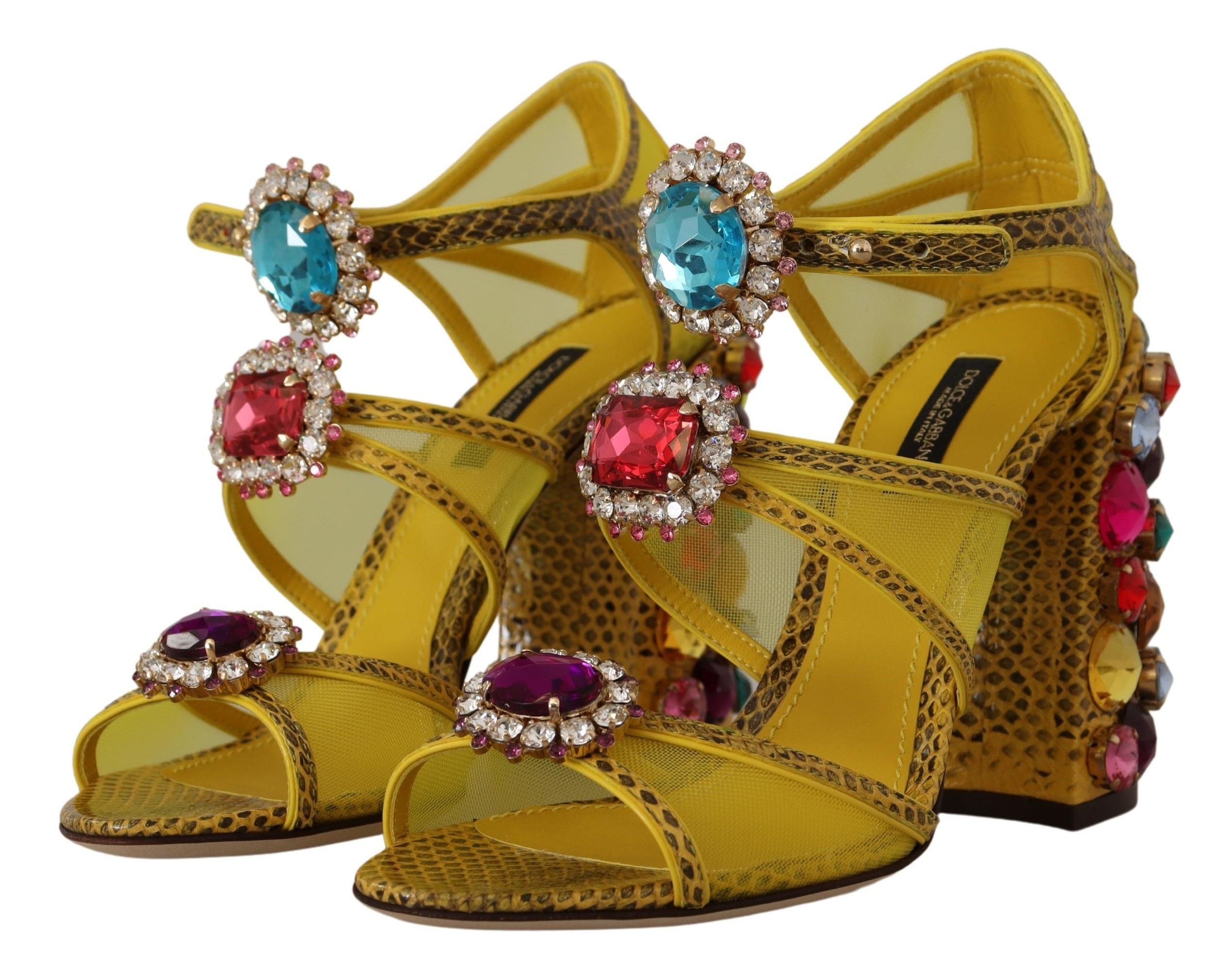 Dolce &amp; Gabbana – Atemberaubende Sandalen aus gelbem Leder mit Kristallverzierung
