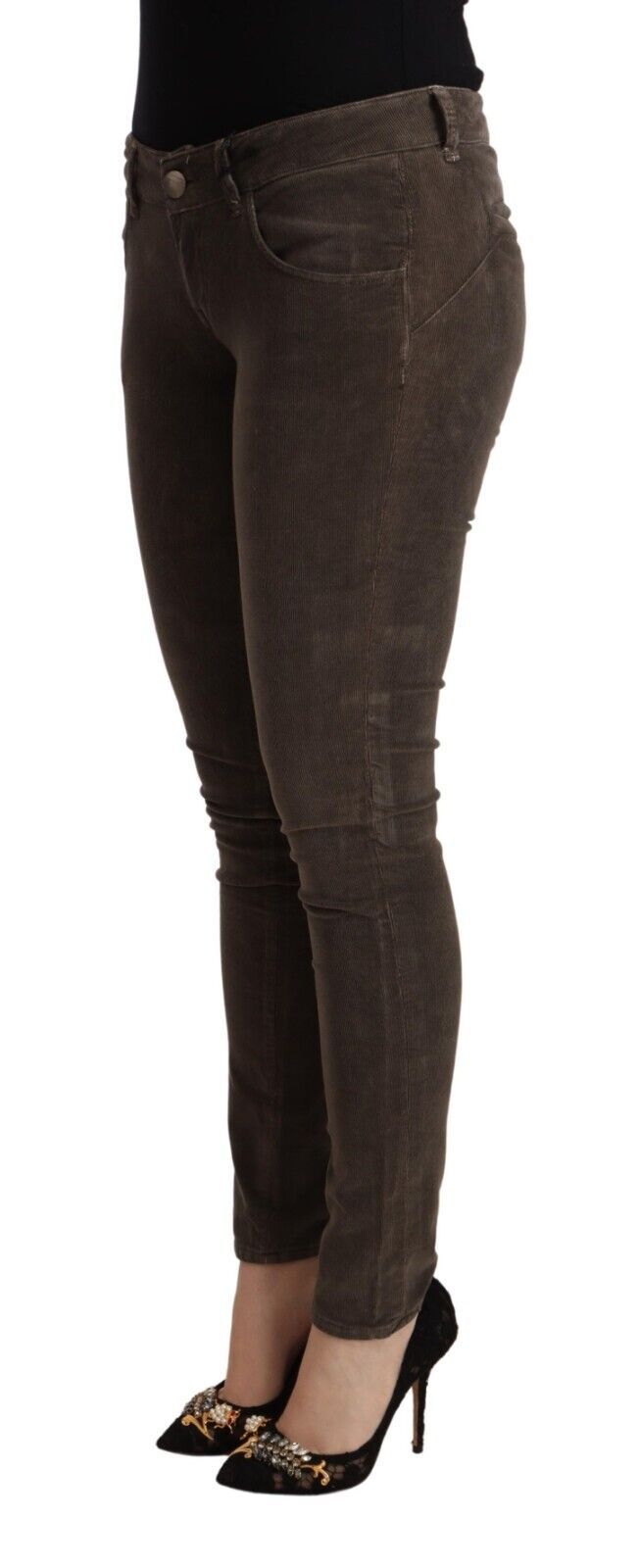 Acht Chic Slim Fit Röhrenjeans in Braun