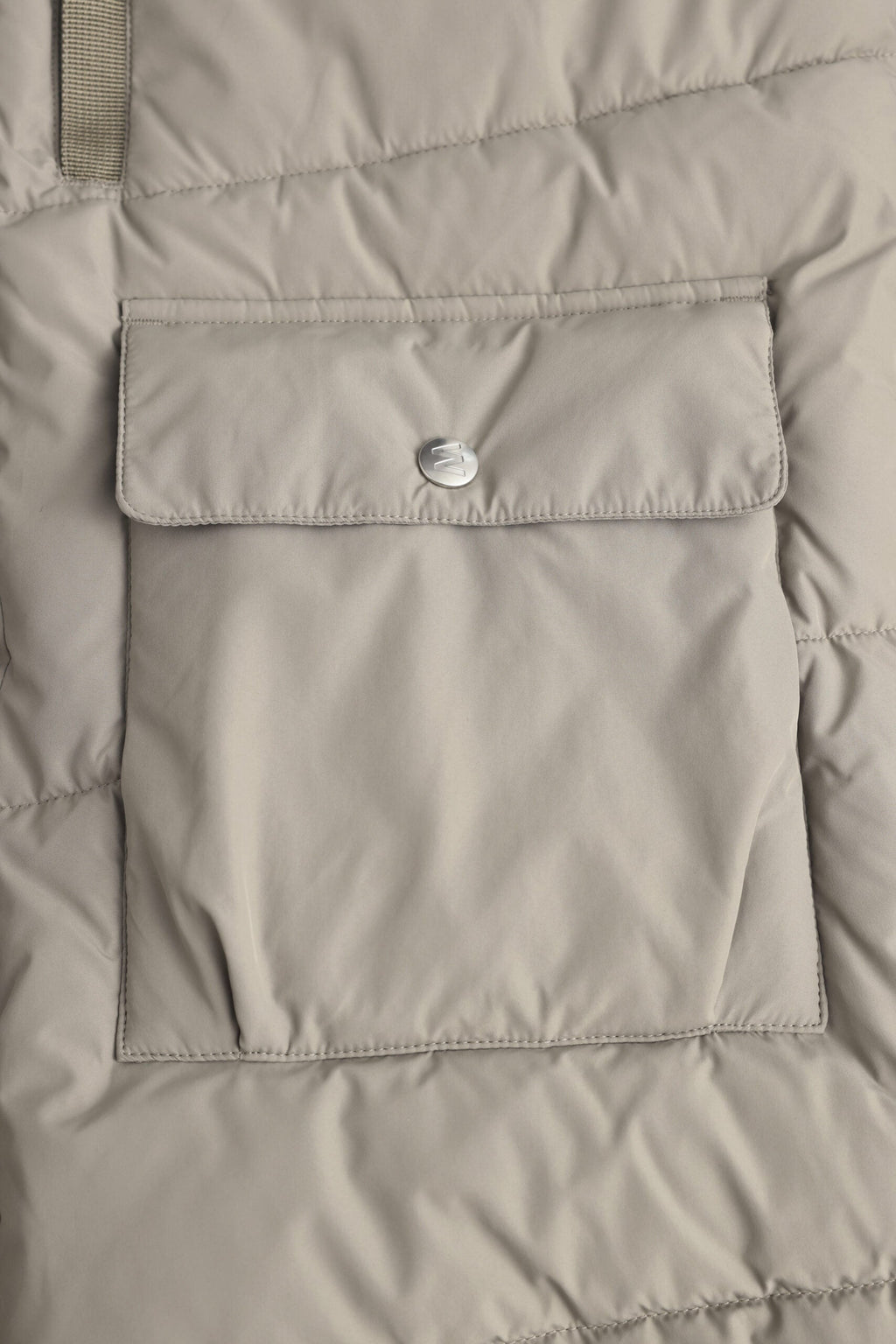 EMBASSY OF BRICKS AND LOGS LYNDON PUFFER JACKET