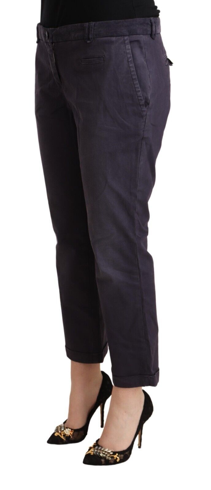 Jucca Chic – Kurze Hose mit niedriger Taille in Schwarz