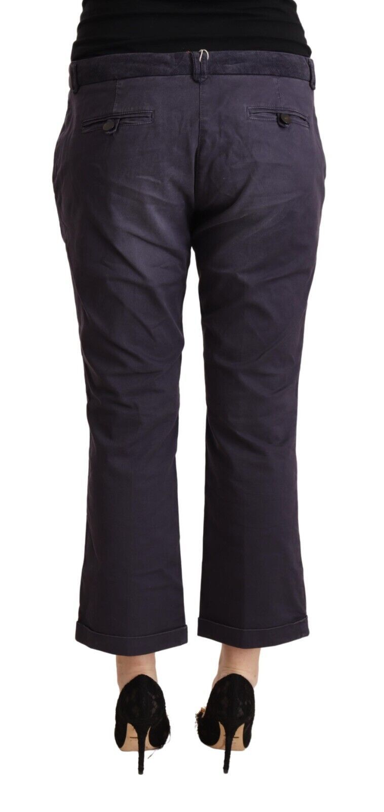 Jucca Chic – Kurze Hose mit niedriger Taille in Schwarz