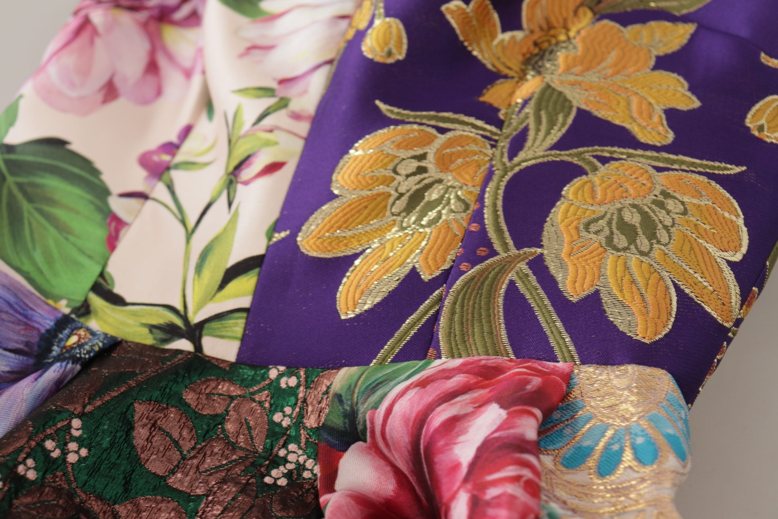 Dolce &amp; Gabbana Patchwork Elegance Seidenmischung Kleid