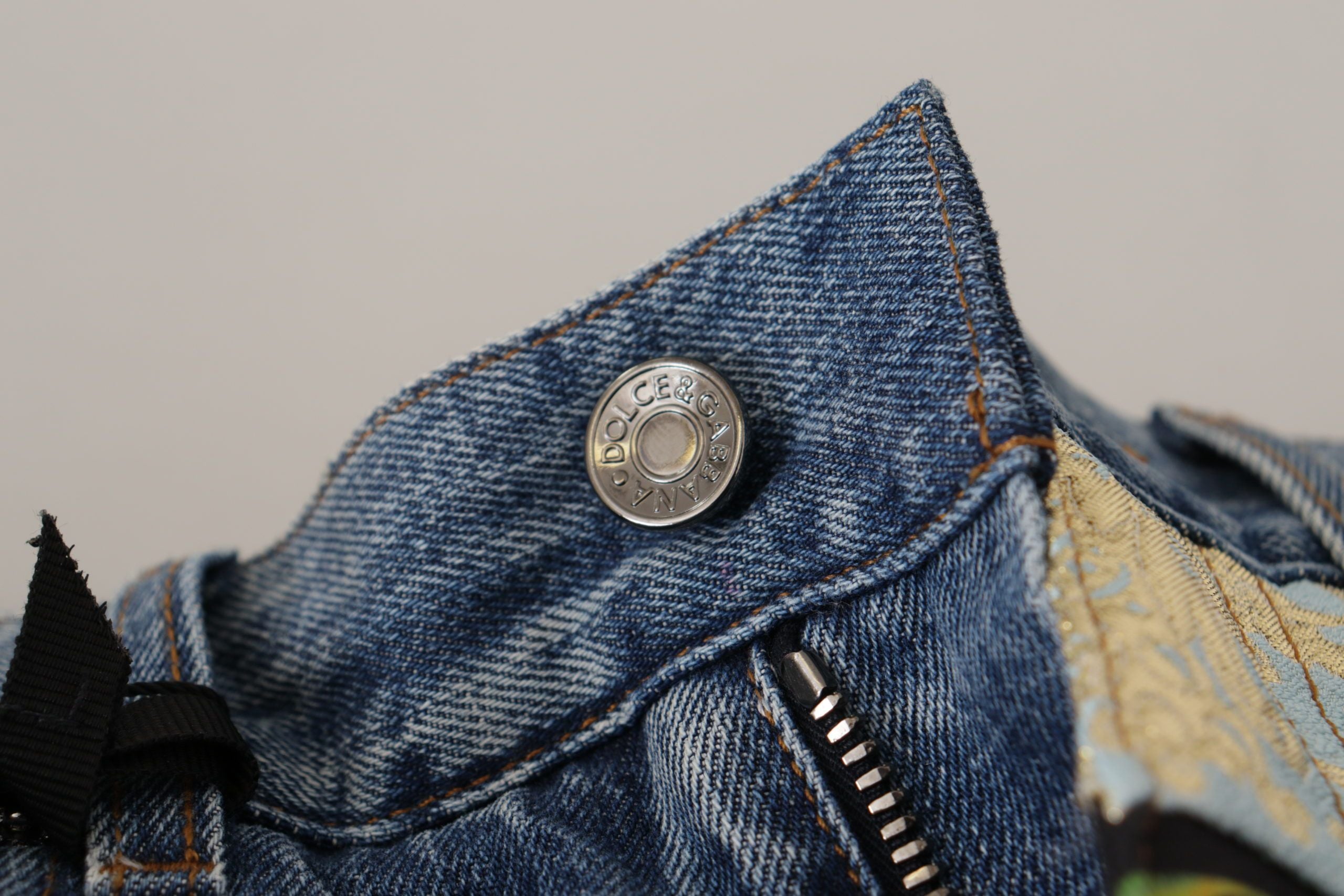 Dolce &amp; Gabbana – Lässige Jeans aus Patchwork-Jacquard-Denim