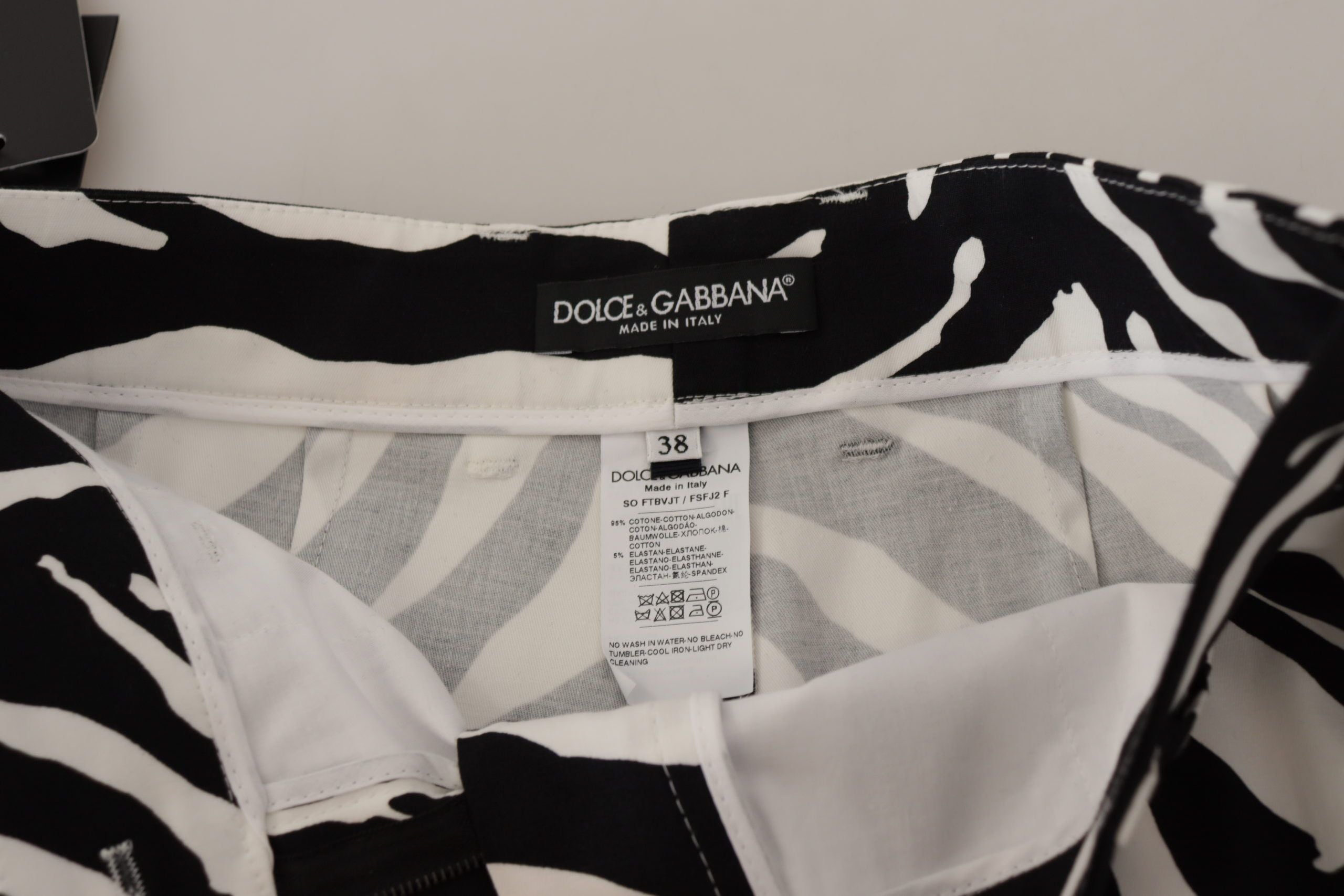Dolce &amp; Gabbana Hotpants mit Zebra-Print und mittlerer Taille
