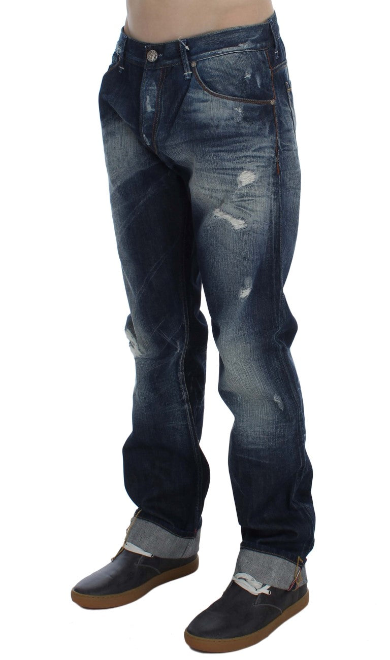 Acht Authentic Jeans in normaler Passform und blauer Waschung