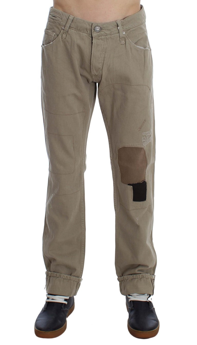 Acht Beige Straight Fit Baumwolljeans für Herren