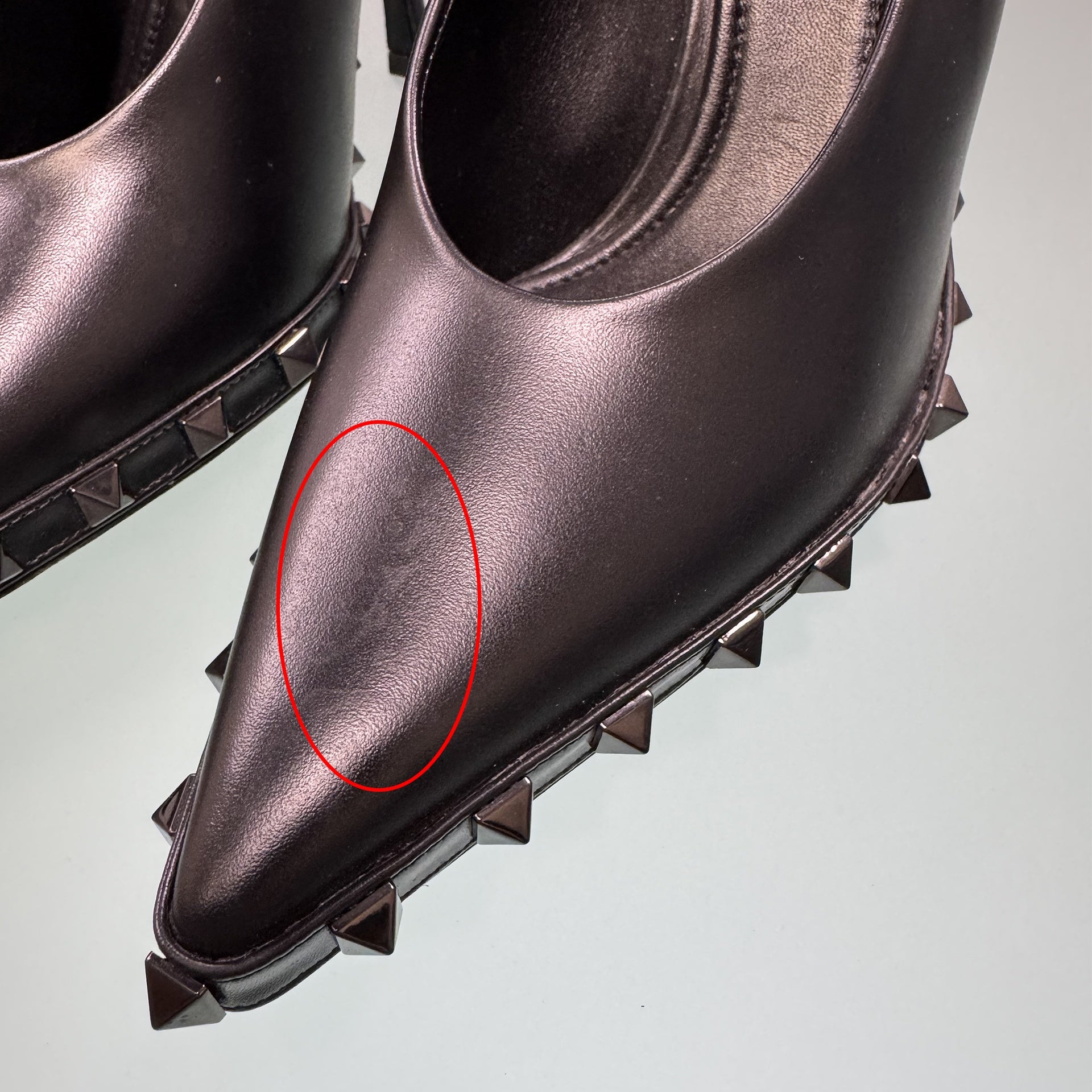 Valentino Garavani Rockstud Leather Pumps - WOMEN SHOES - VALENTINO GARAVANI - Tluxy New