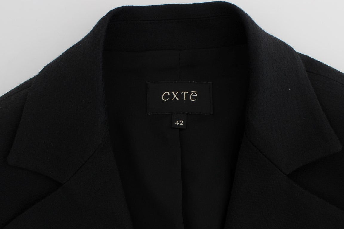 Exte Chic Schwarzer Stretch-Blazer mit goldenen Knopfdetails