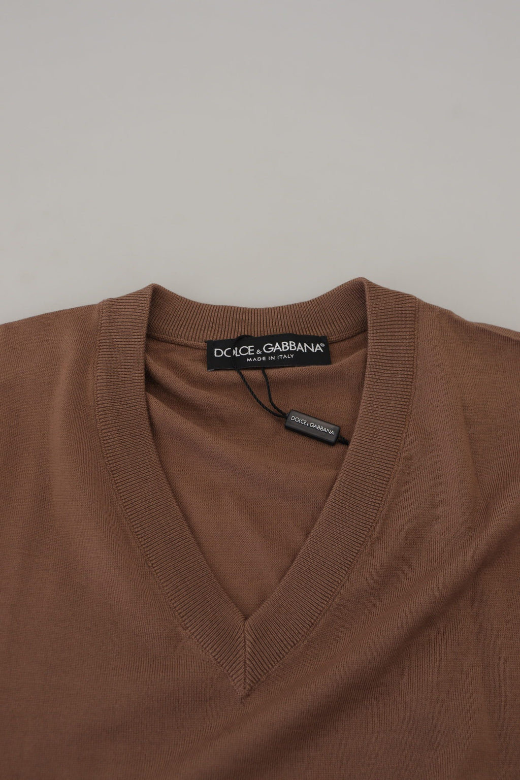 Dolce &amp; Gabbana Brauner Wollpullover für Herren mit V-Ausschnitt