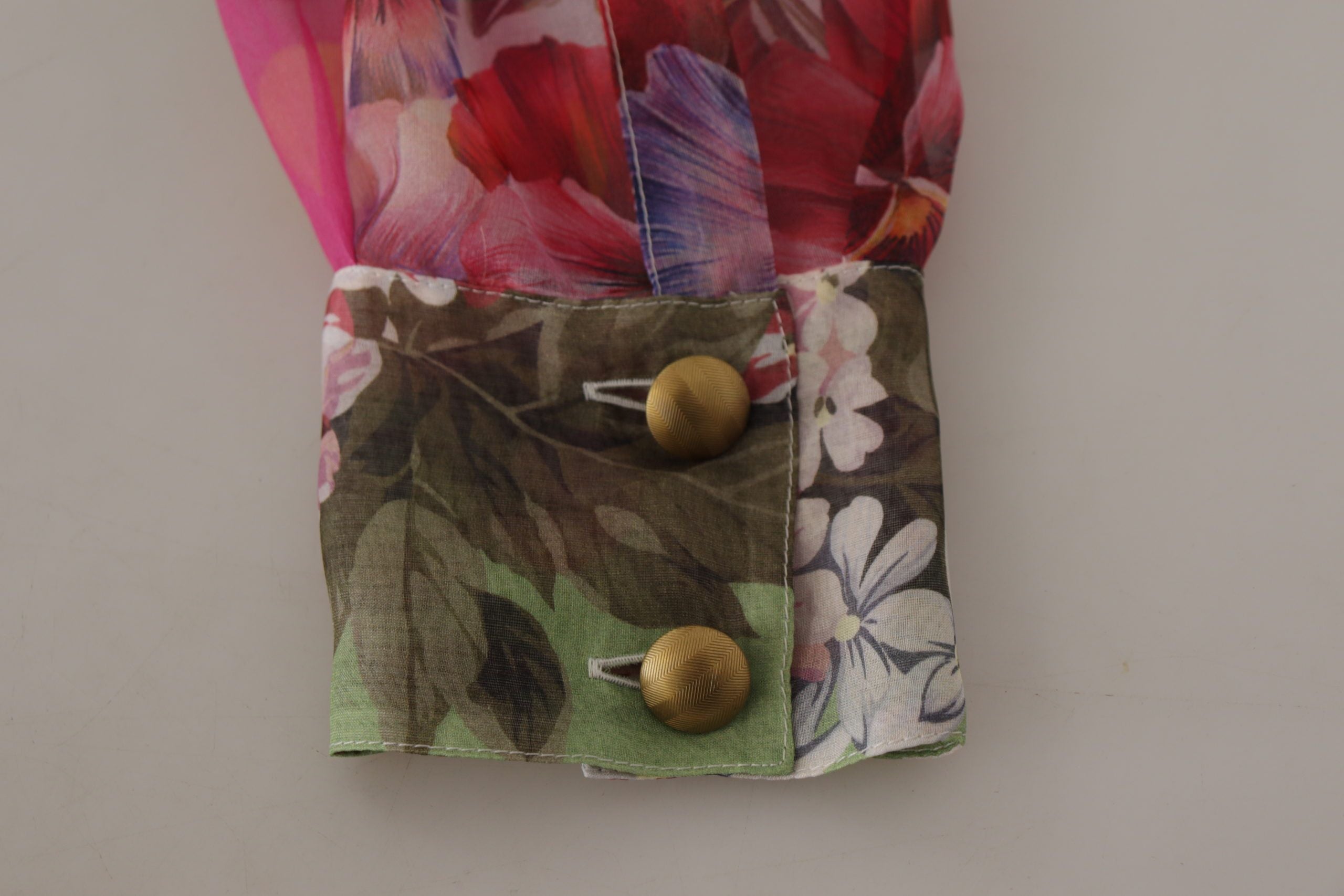 Dolce &amp; Gabbana, mehrfarbige Seidenbluse mit Ascot-Kragen