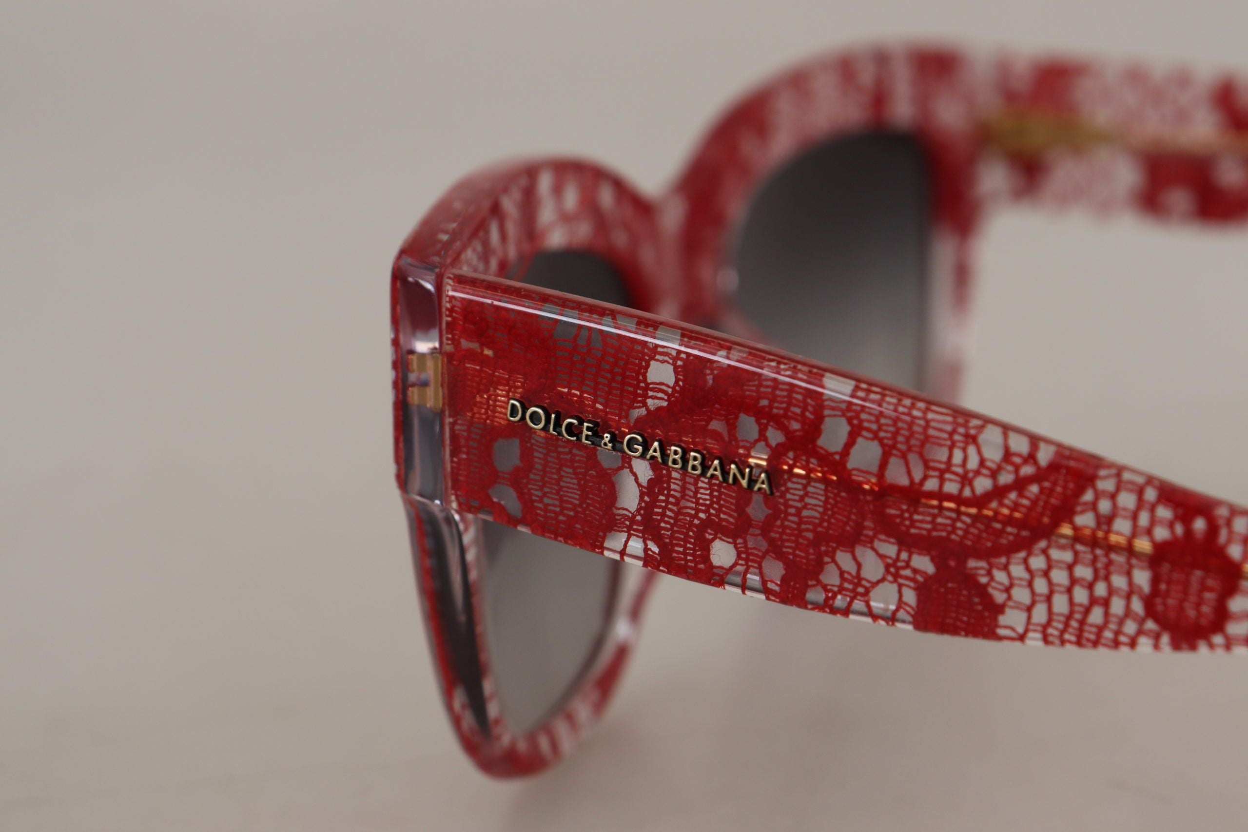 Dolce &amp; Gabbana – Designer-Sonnenbrille mit sizilianischer Spitze