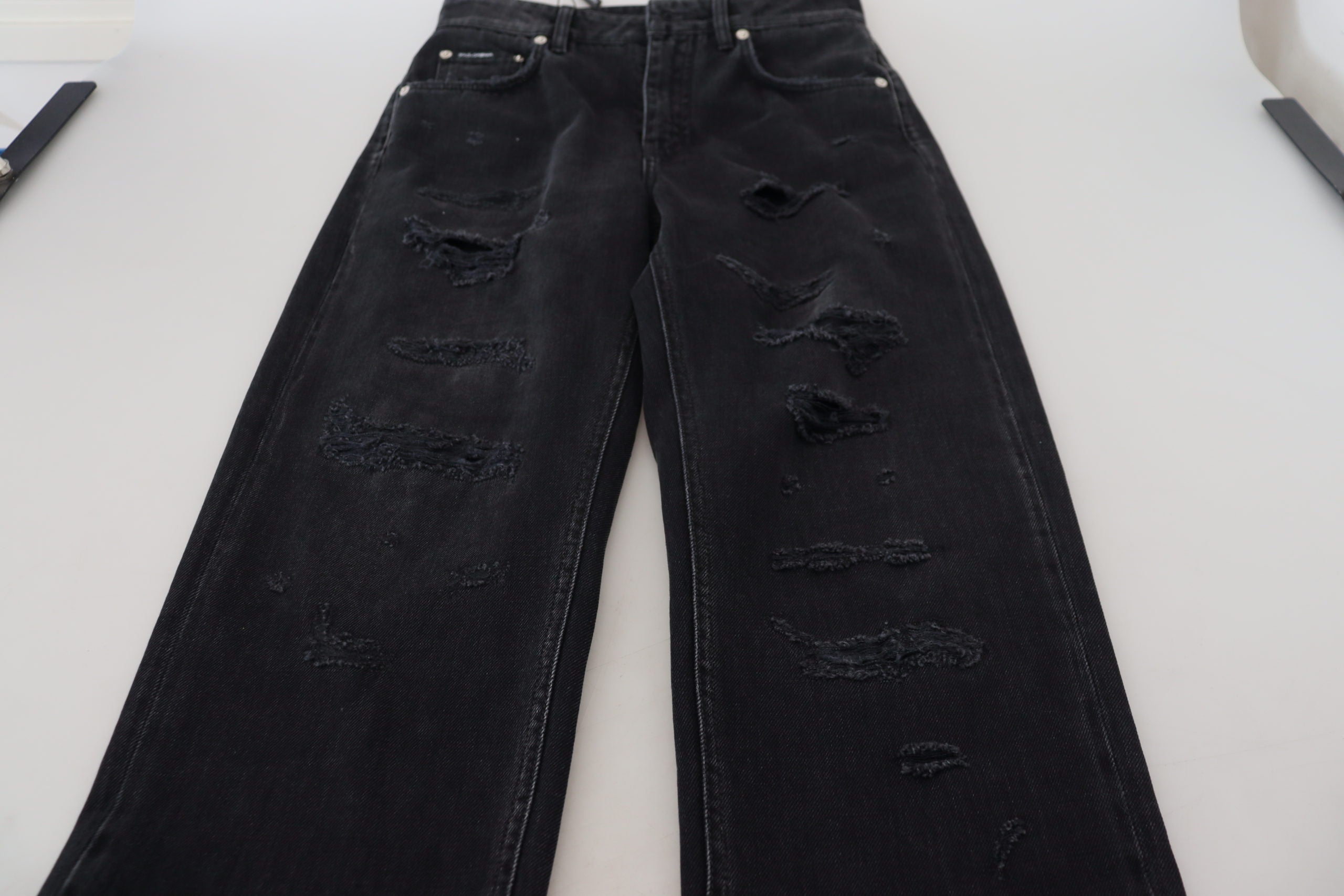 Schicke schwarze Jeanshose von Dolce &amp; Gabbana – Werten Sie Ihre Garderobe auf