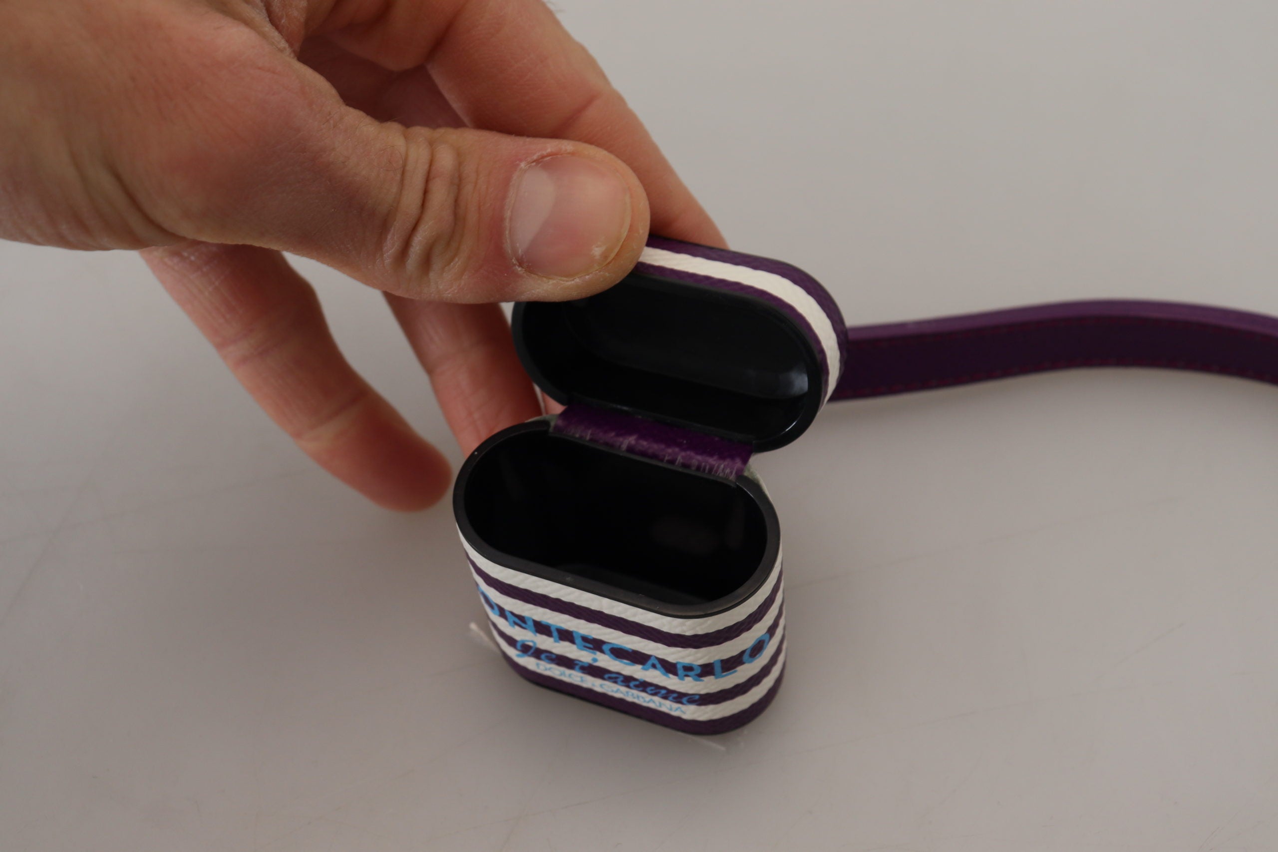 Dolce &amp; Gabbana – Schicke Airpods-Hülle aus lila Leder