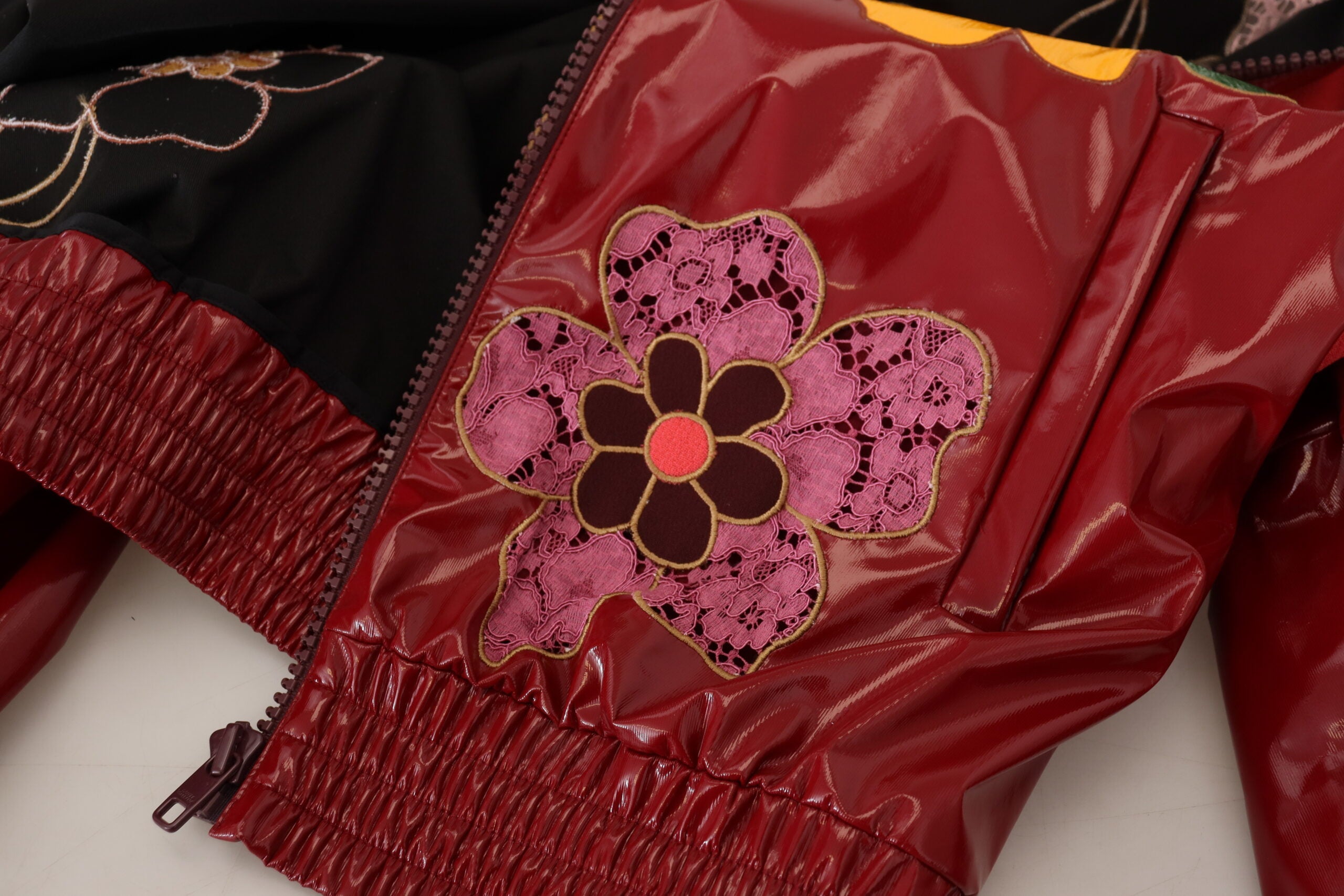 Dolce &amp; Gabbana – Kastanienbraune Luxusjacke mit Blumenmuster