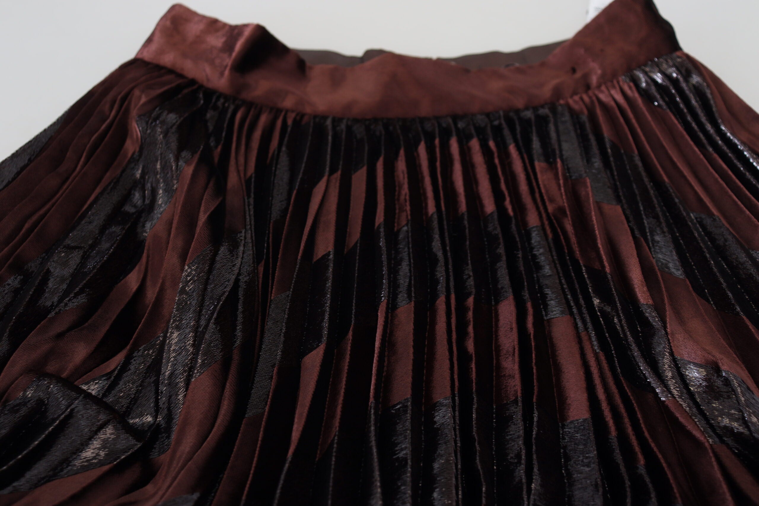 Dolce &amp; Gabbana Eleganter Maxirock in A-Linie mit hoher Taille