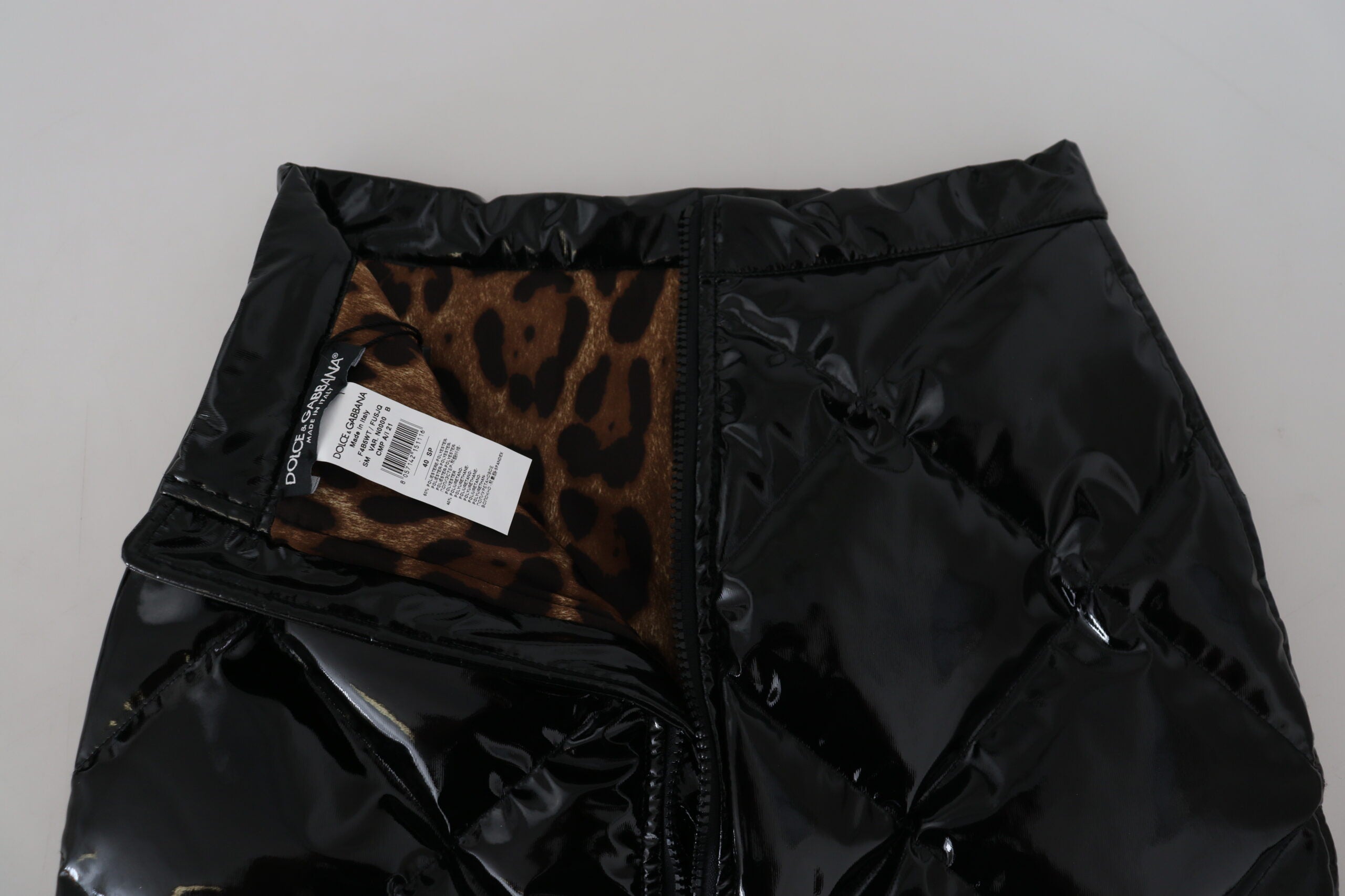 Dolce &amp; Gabbana – Eleganter Minirock mit hoher Taille in glänzendem Schwarz