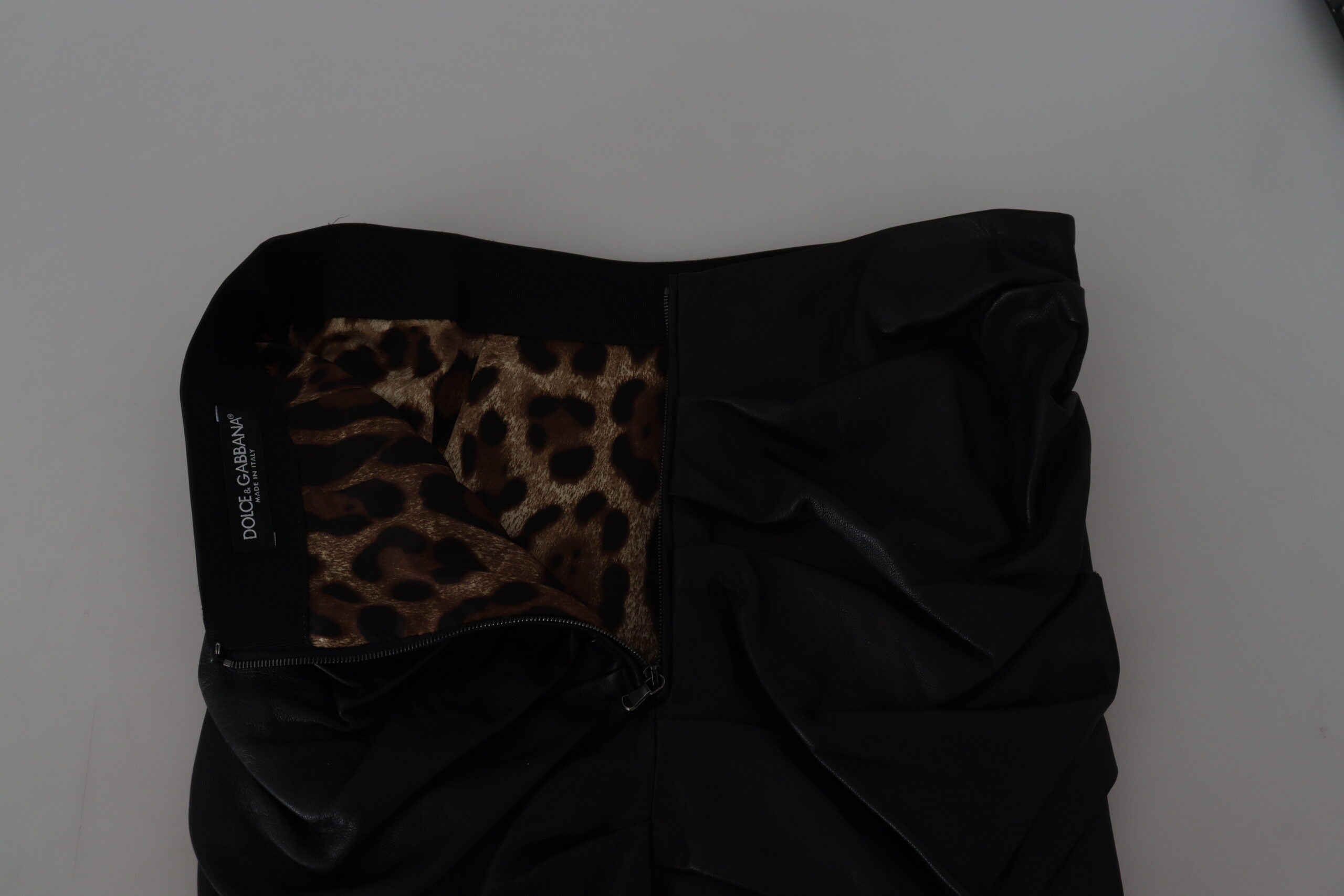 Dolce &amp; Gabbana Schicker A-Linien-Minirock aus Leder mit hoher Taille