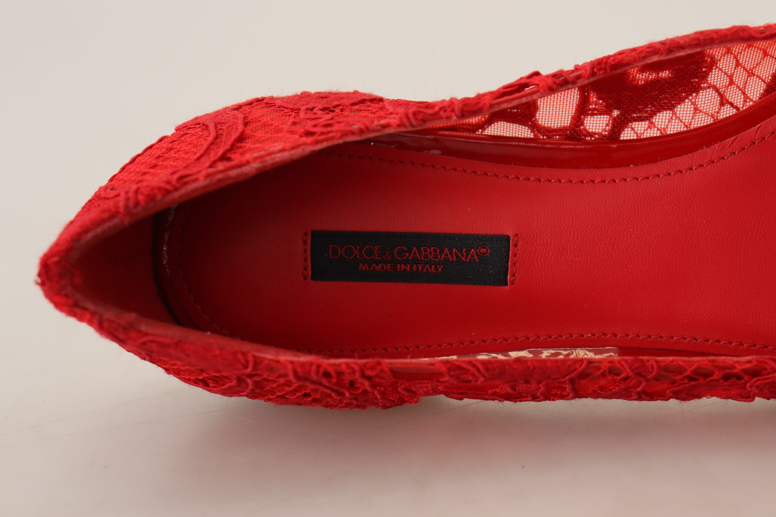 Dolce &amp; Gabbana Rote Ballerinas mit Kristallverzierung