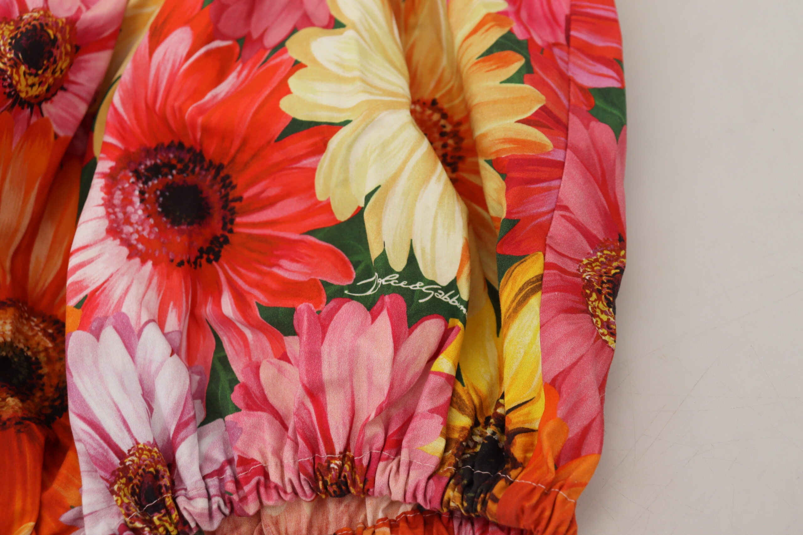 Dolce &amp; Gabbana – Ärmelloses, kurzes Oberteil mit floraler Eleganz