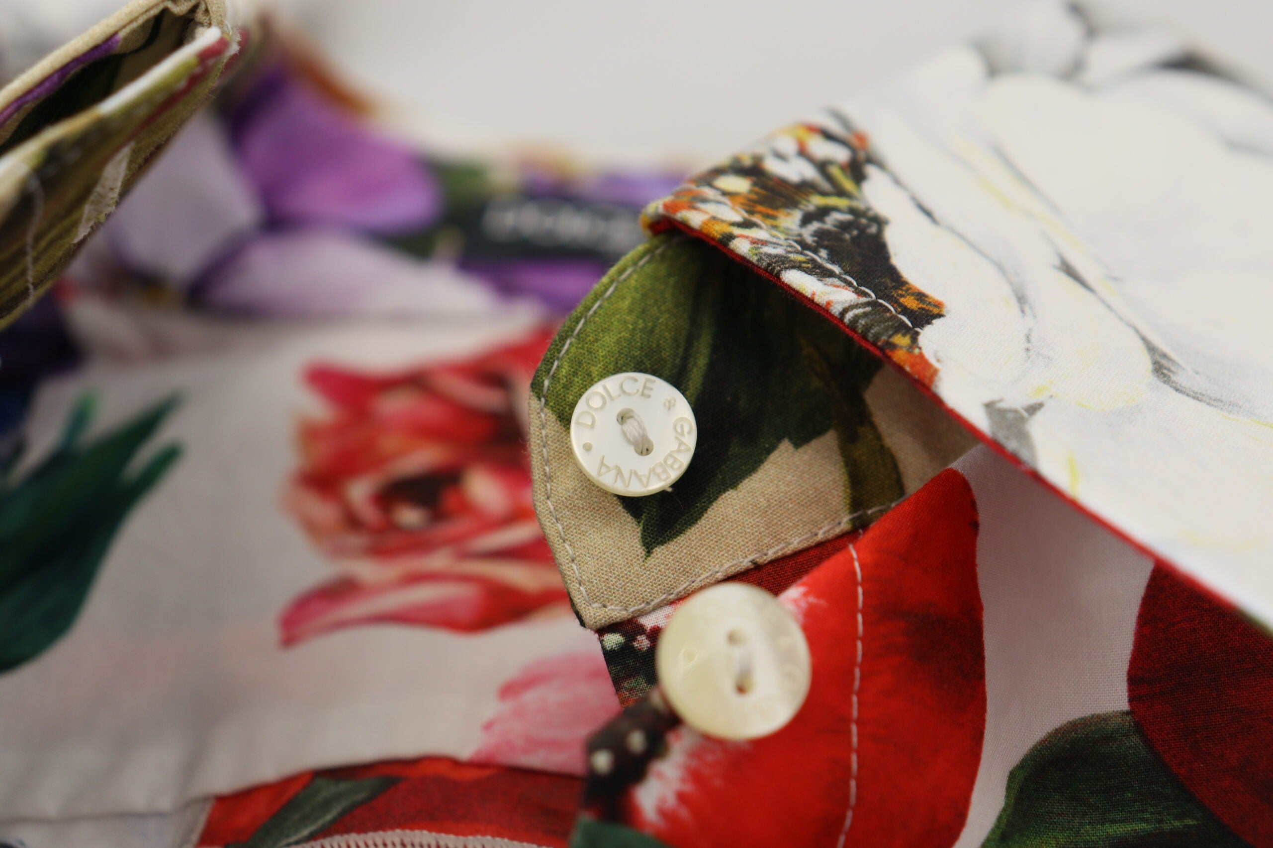 Dolce &amp; Gabbana Elegantes Langarm-Oberteil aus Baumwolle mit Blumenmuster