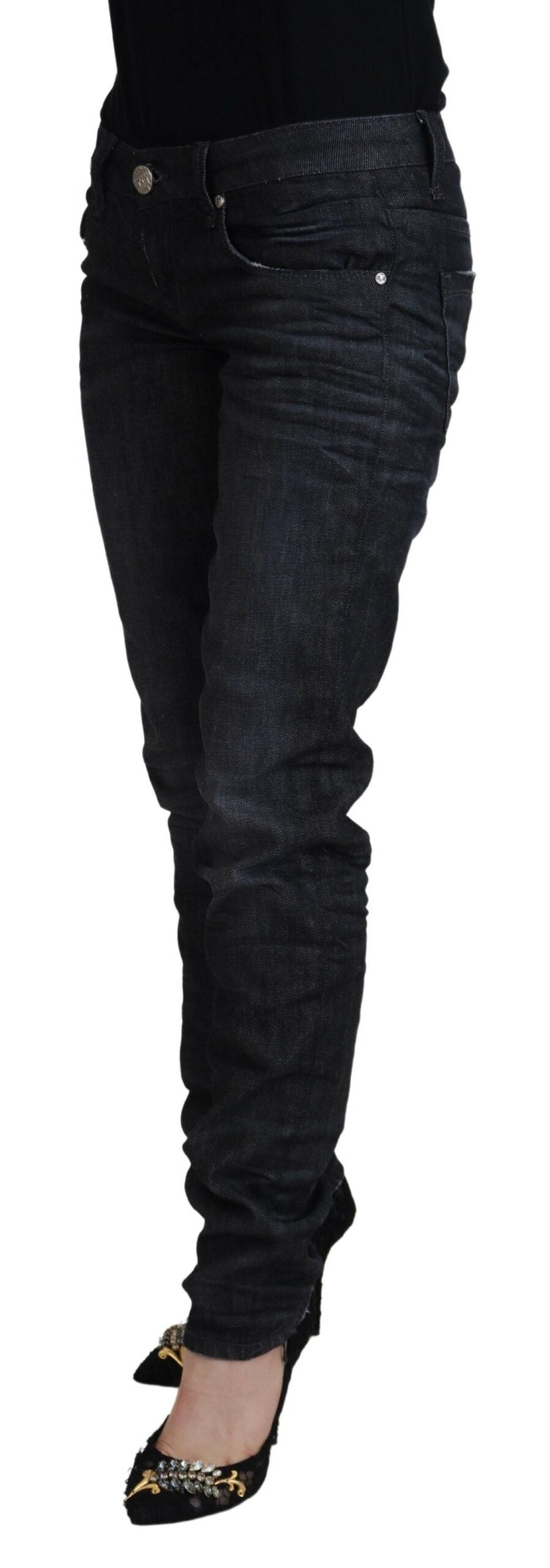 Acht Chic Schwarze, gerade geschnittene Jeans mit niedriger Taille