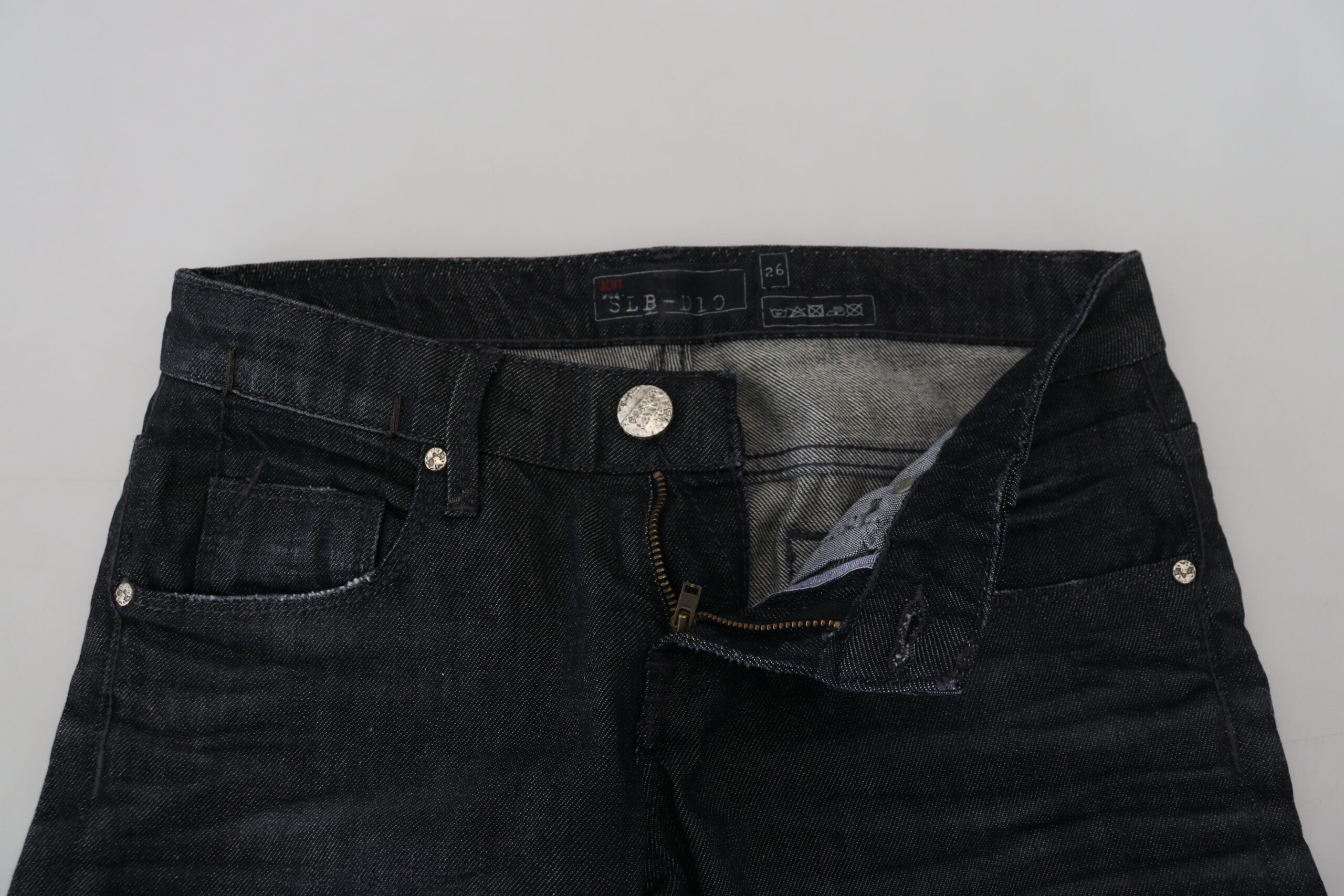 Acht Chic Schwarze, gerade geschnittene Jeans mit niedriger Taille