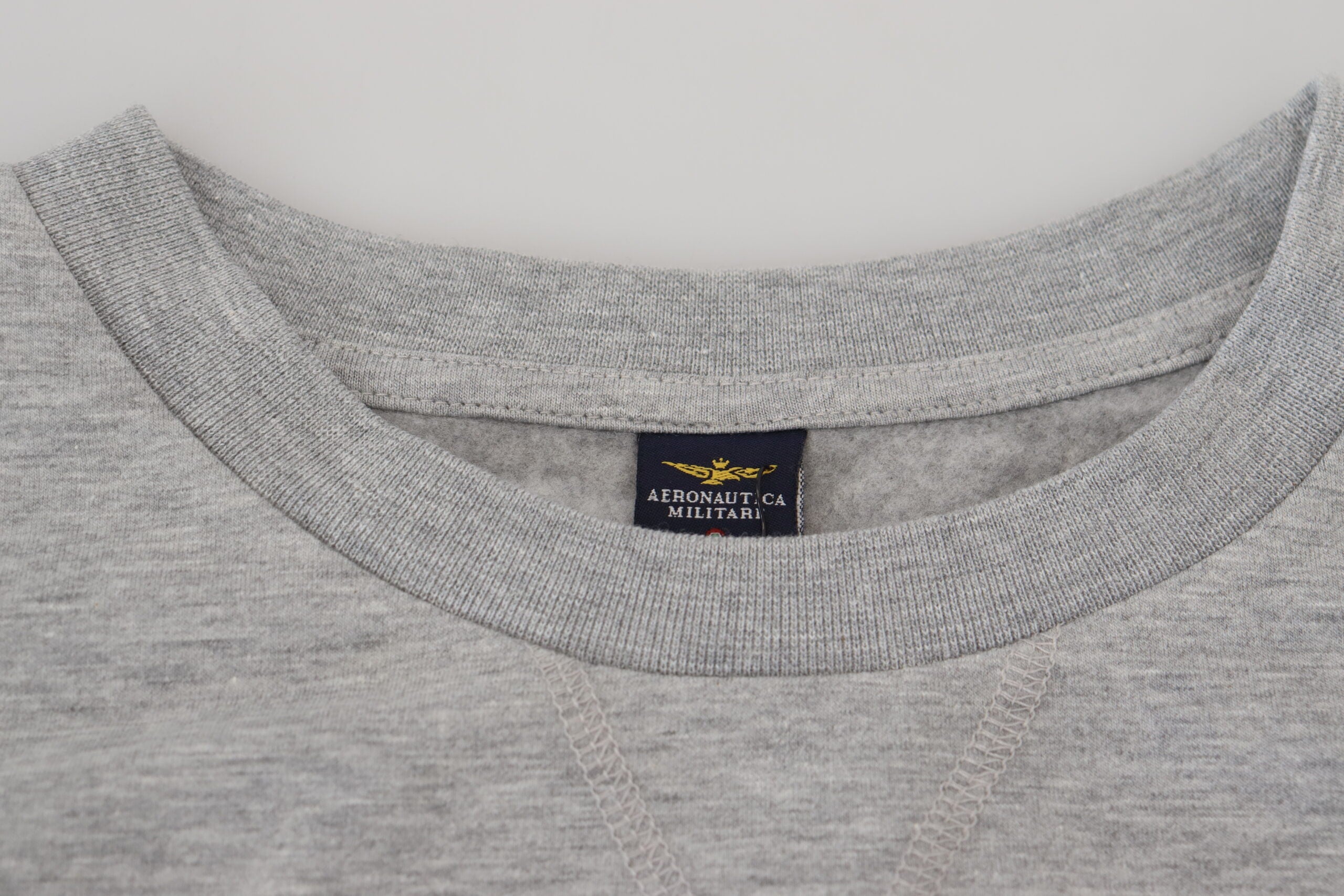Eleganter grauer Pullover von Aeronautica Militare
