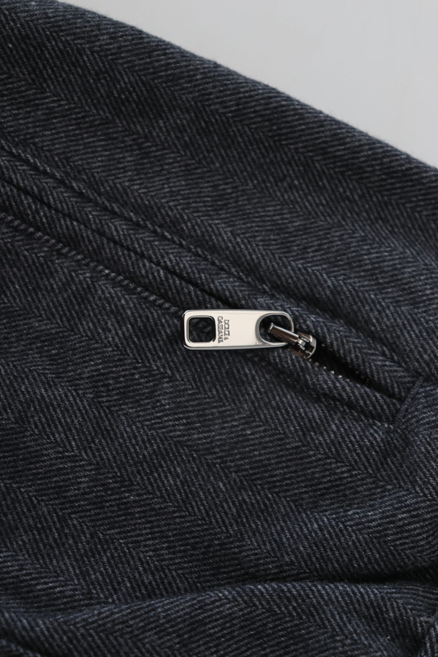Dolce &amp; Gabbana Elegante graue Baumwoll-Jogginghosen für Herren