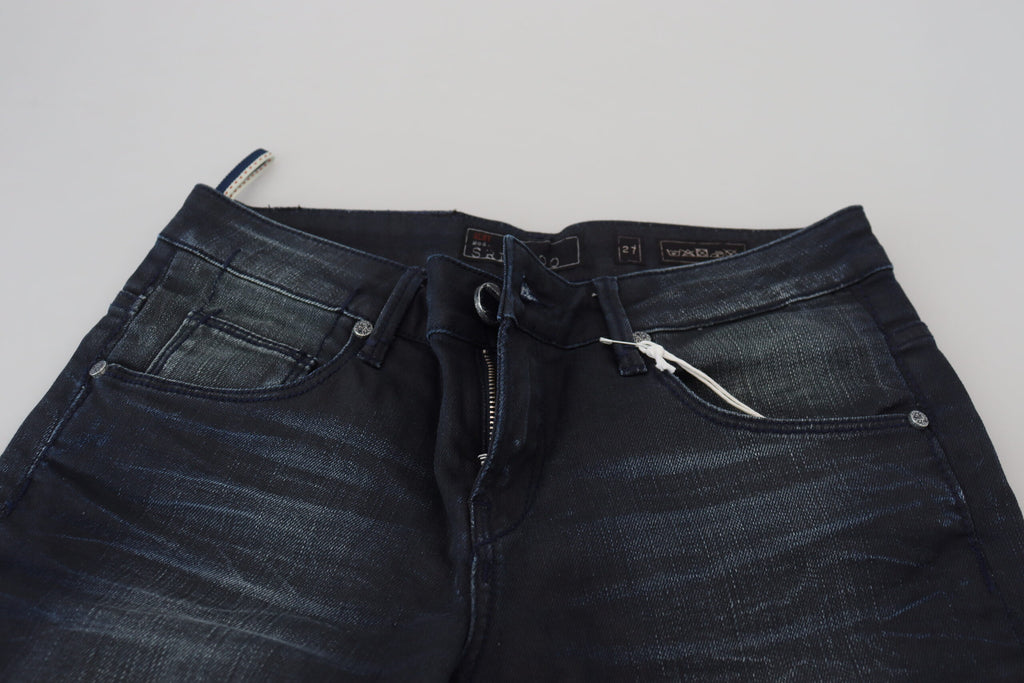 Acht Chic Slim Fit Jeans mit niedriger Taille
