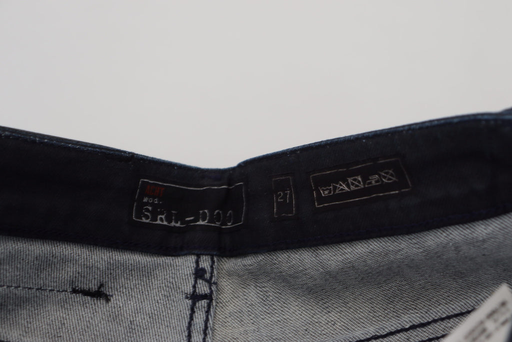 Acht Chic Slim Fit Jeans mit niedriger Taille