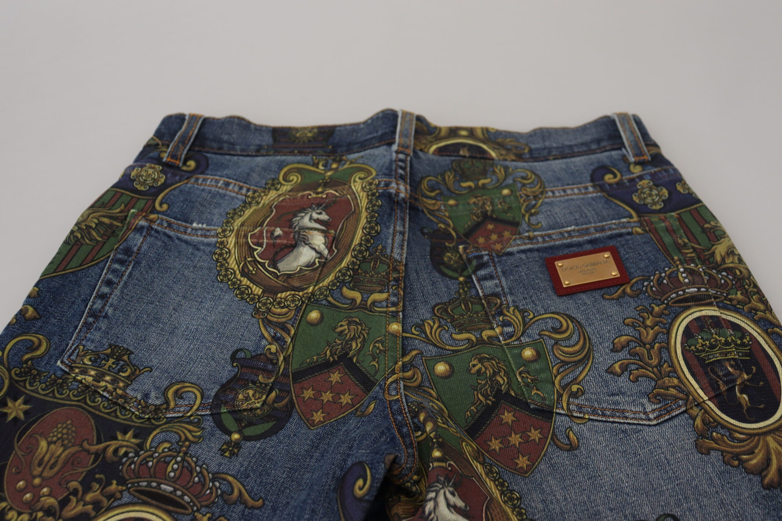 Dolce &amp; Gabbana Elegante Slim-Fit-Jeans aus bedrucktem Denim