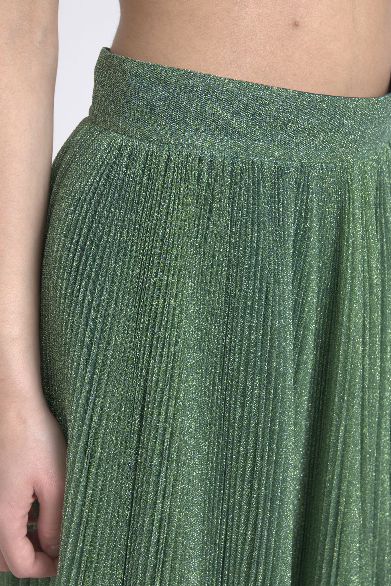 Dolce &amp; Gabbana Bezaubernder A-Linien-Plissee-Rock in Metallic-Grün