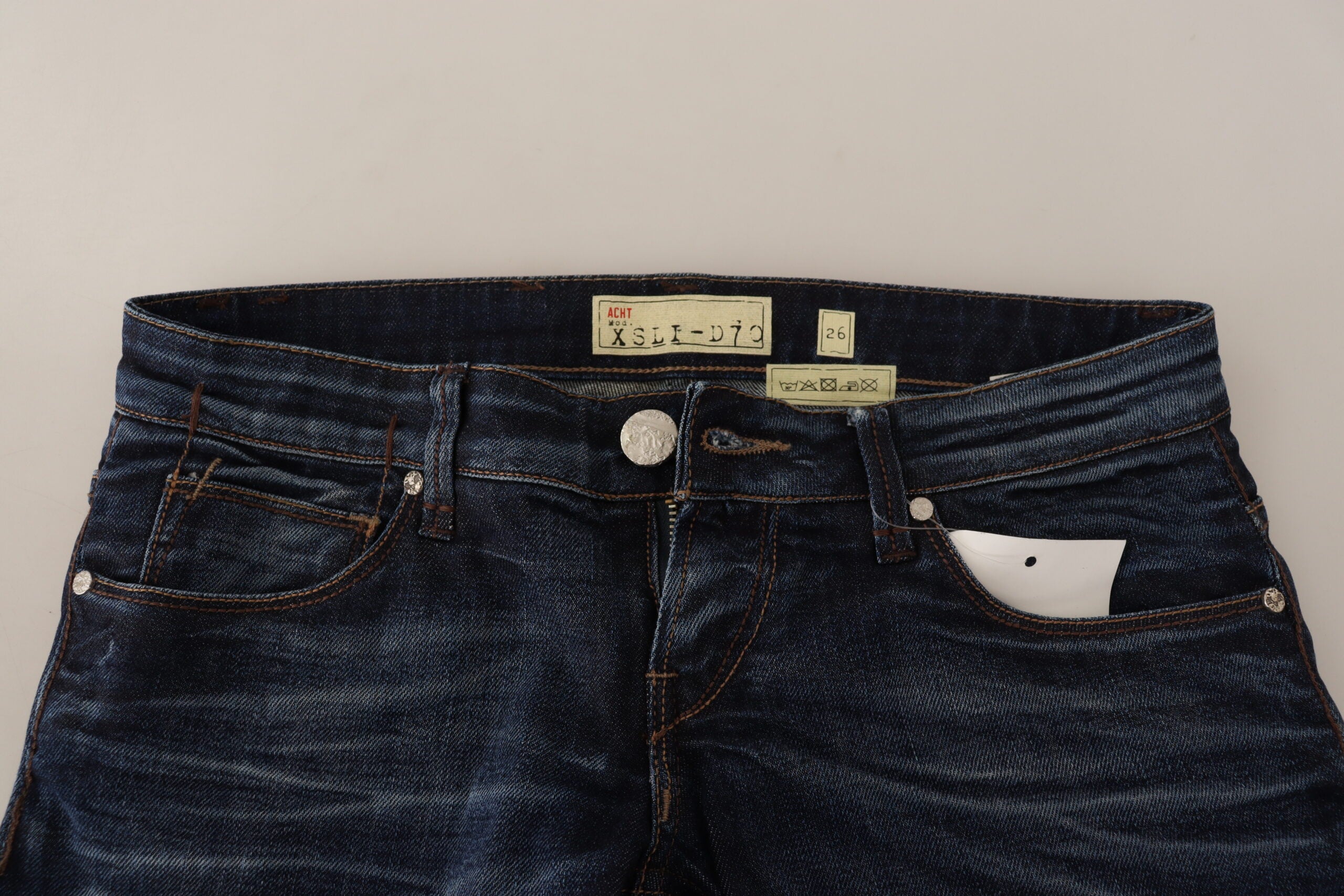 Acht Chic Slim Fit Jeans in Blau mit verwaschenem Design