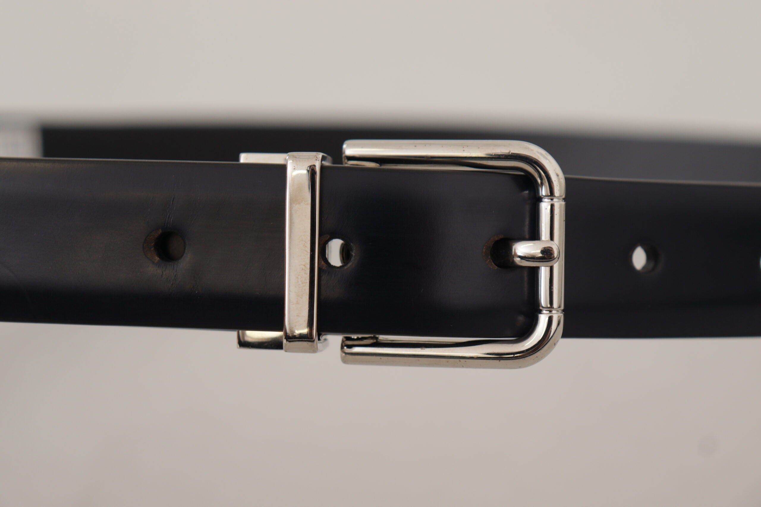 Dolce &amp; Gabbana Eleganter Ledergürtel mit Metallschnalle