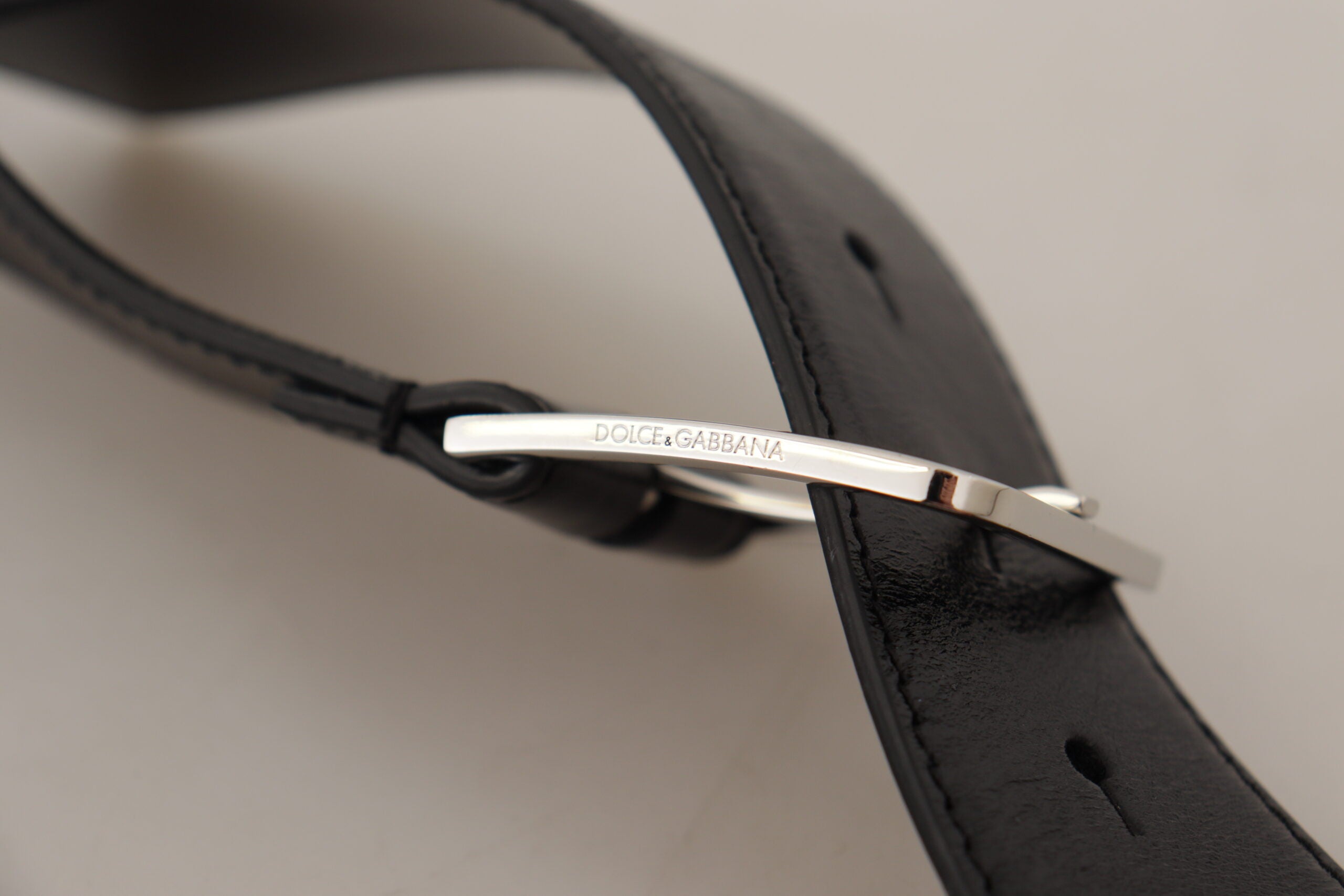 Dolce &amp; Gabbana Eleganter Ledergürtel mit Metallschnalle