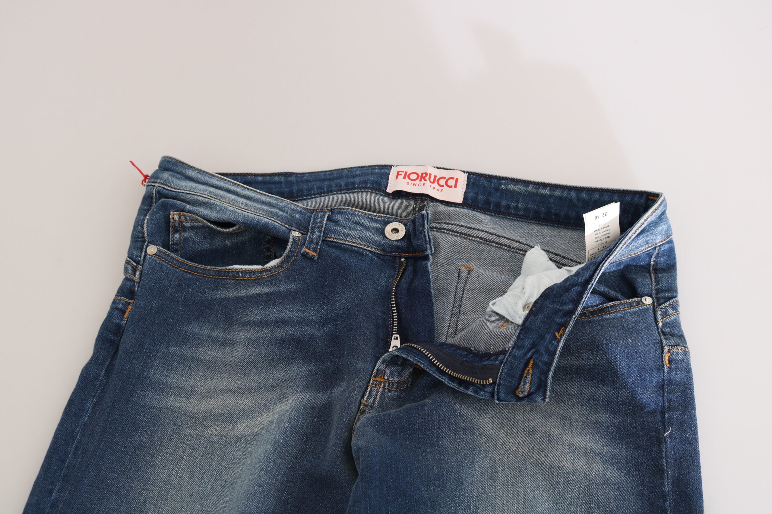 Fiorucci Svelte Slim-Jeans mit mittelhohem Bund in Vintage-Blau
