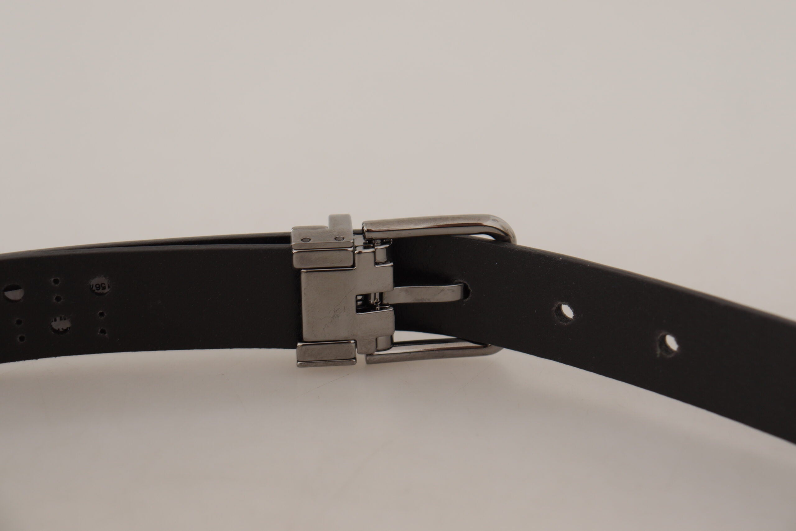 Dolce &amp; Gabbana Eleganter dunkelvioletter Ledergürtel