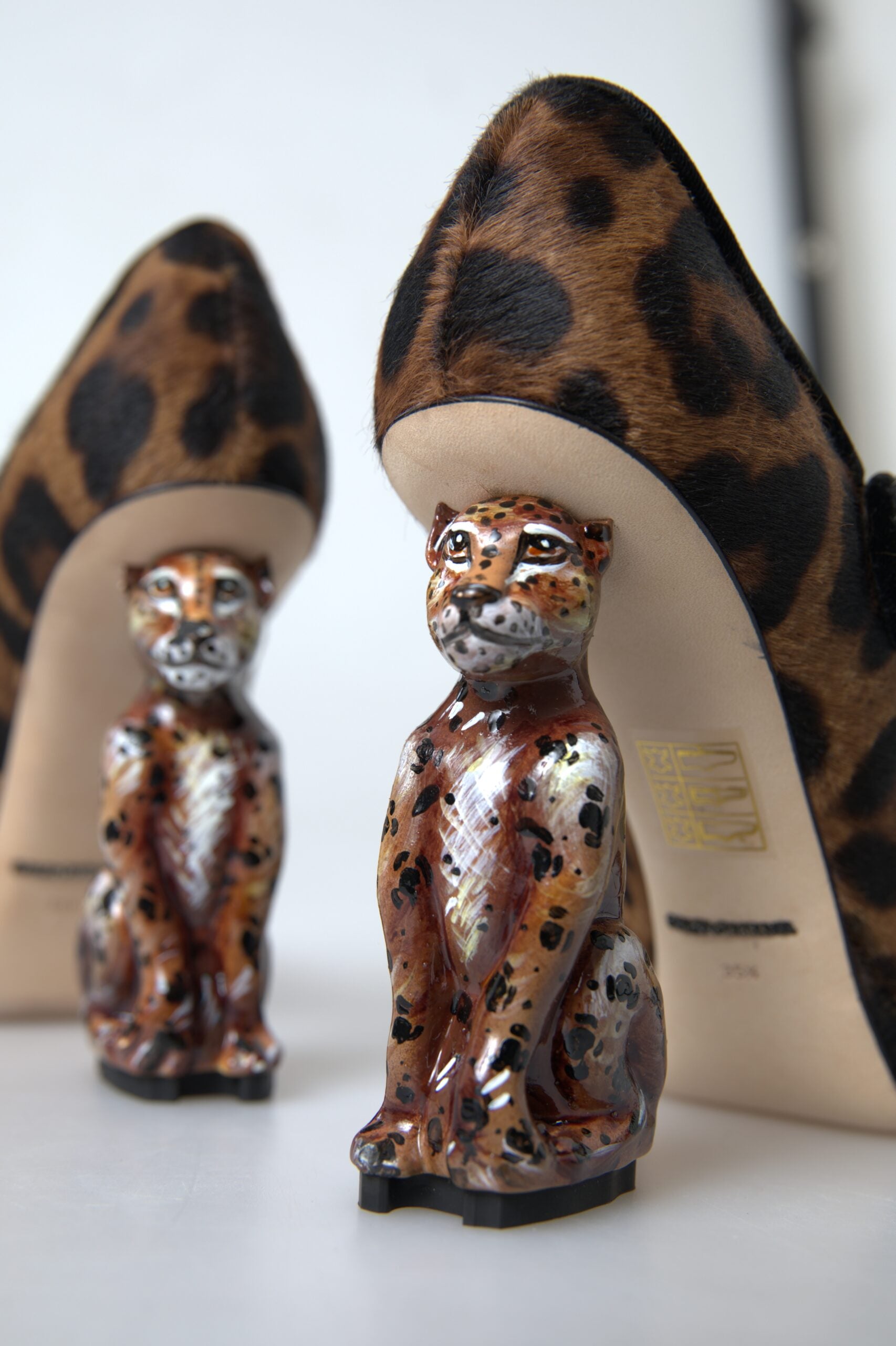 Dolce &amp; Gabbana Elegante Pumps mit Leopardenmuster für schicke Eleganz