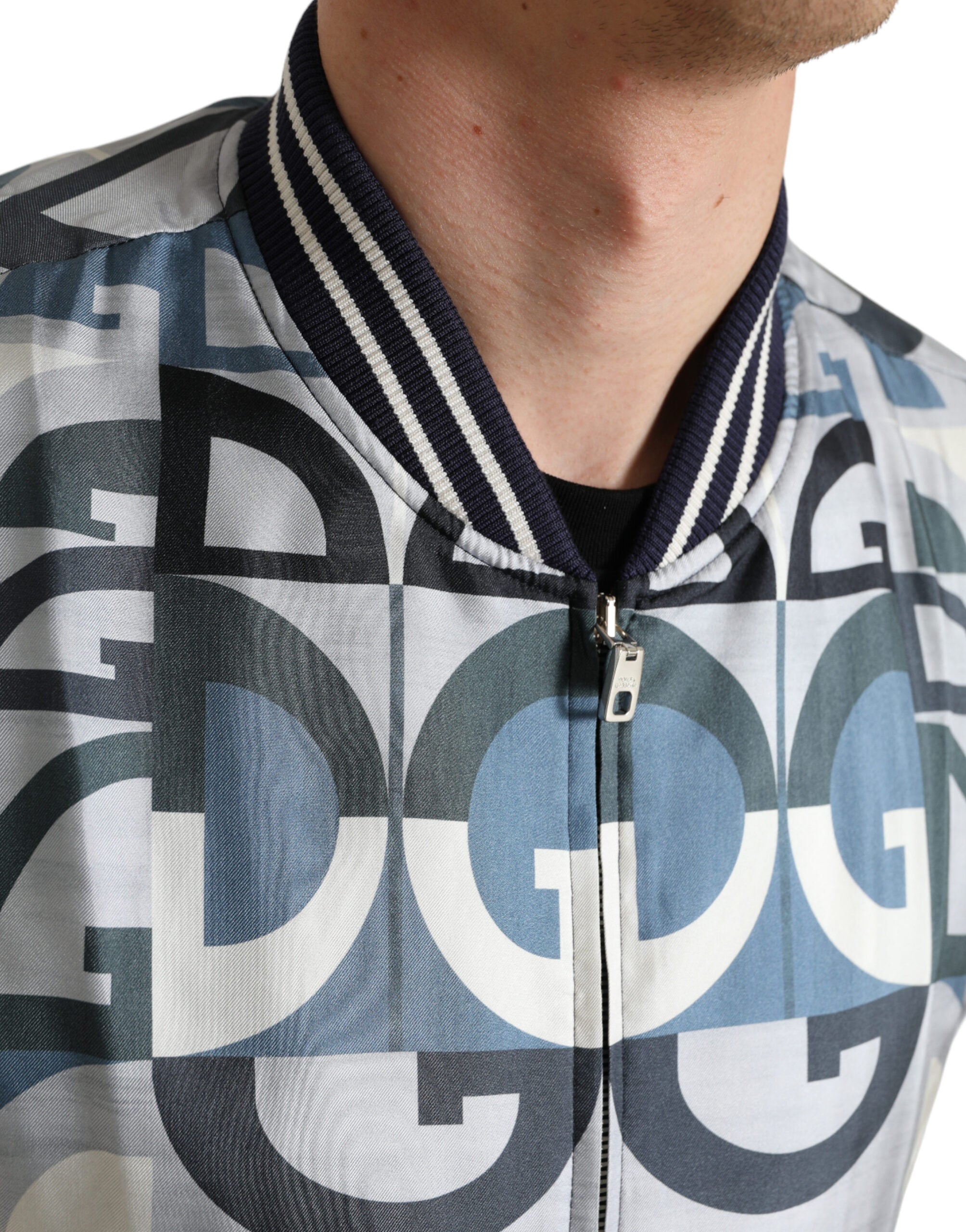 Dolce &amp; Gabbana Mehrfarbige Bomberjacke aus Seide – Klassische Eleganz